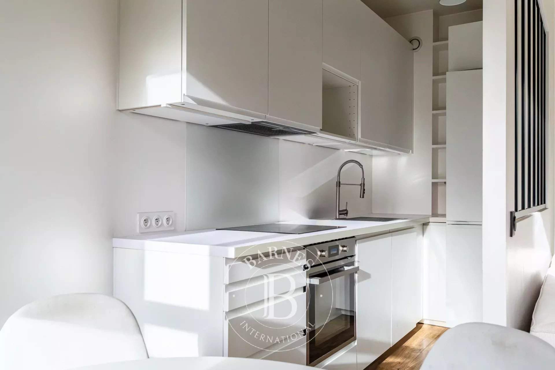 Neuilly-sur-Seine  - Appartement 2 Pi&egrave;ces, 1 Chambre - picture 10