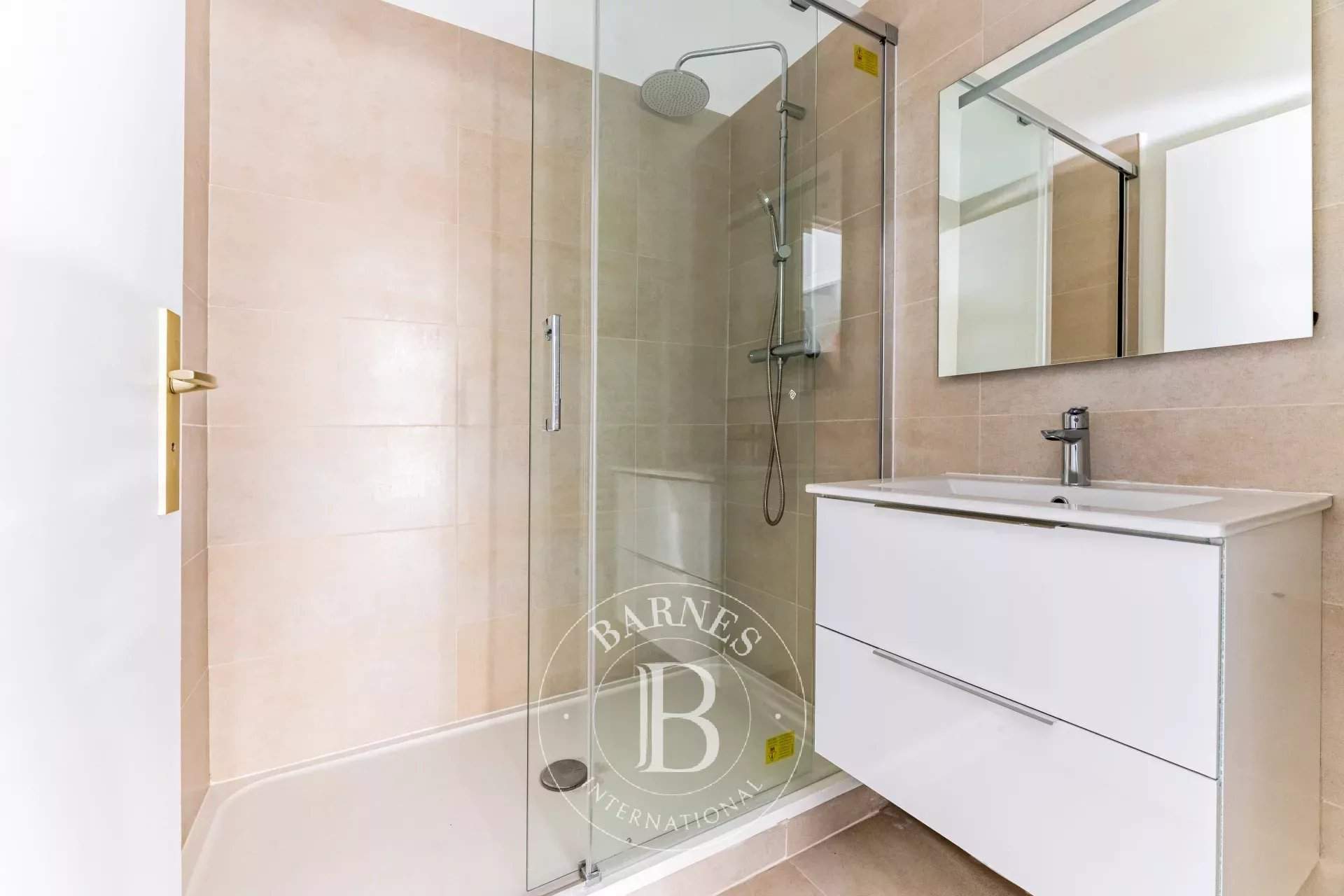 Neuilly-sur-Seine  - Appartement 4 Pièces 3 Chambres - picture 8