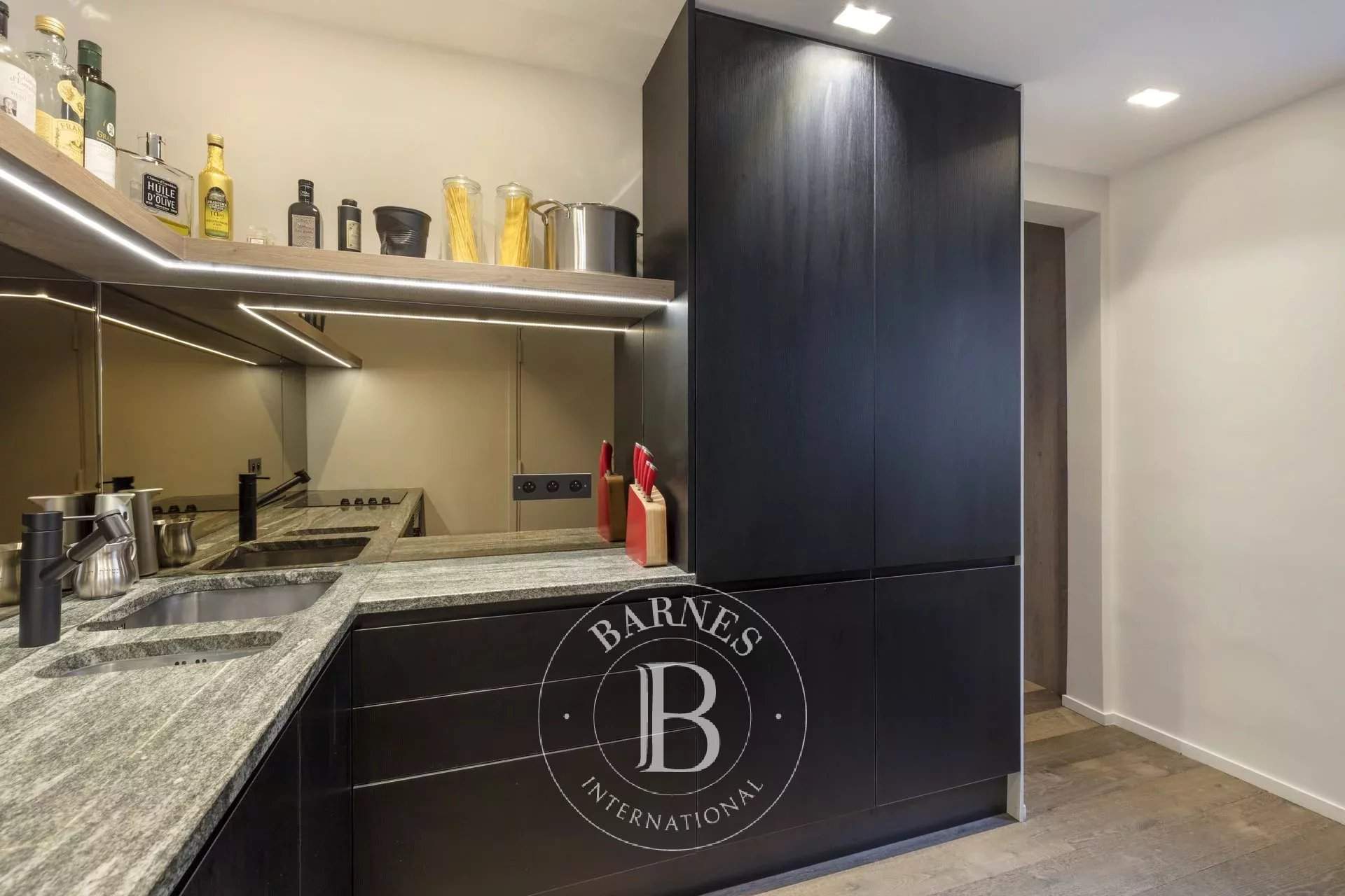 Neuilly-sur-Seine  - Apartment 2 Bedrooms - picture 11