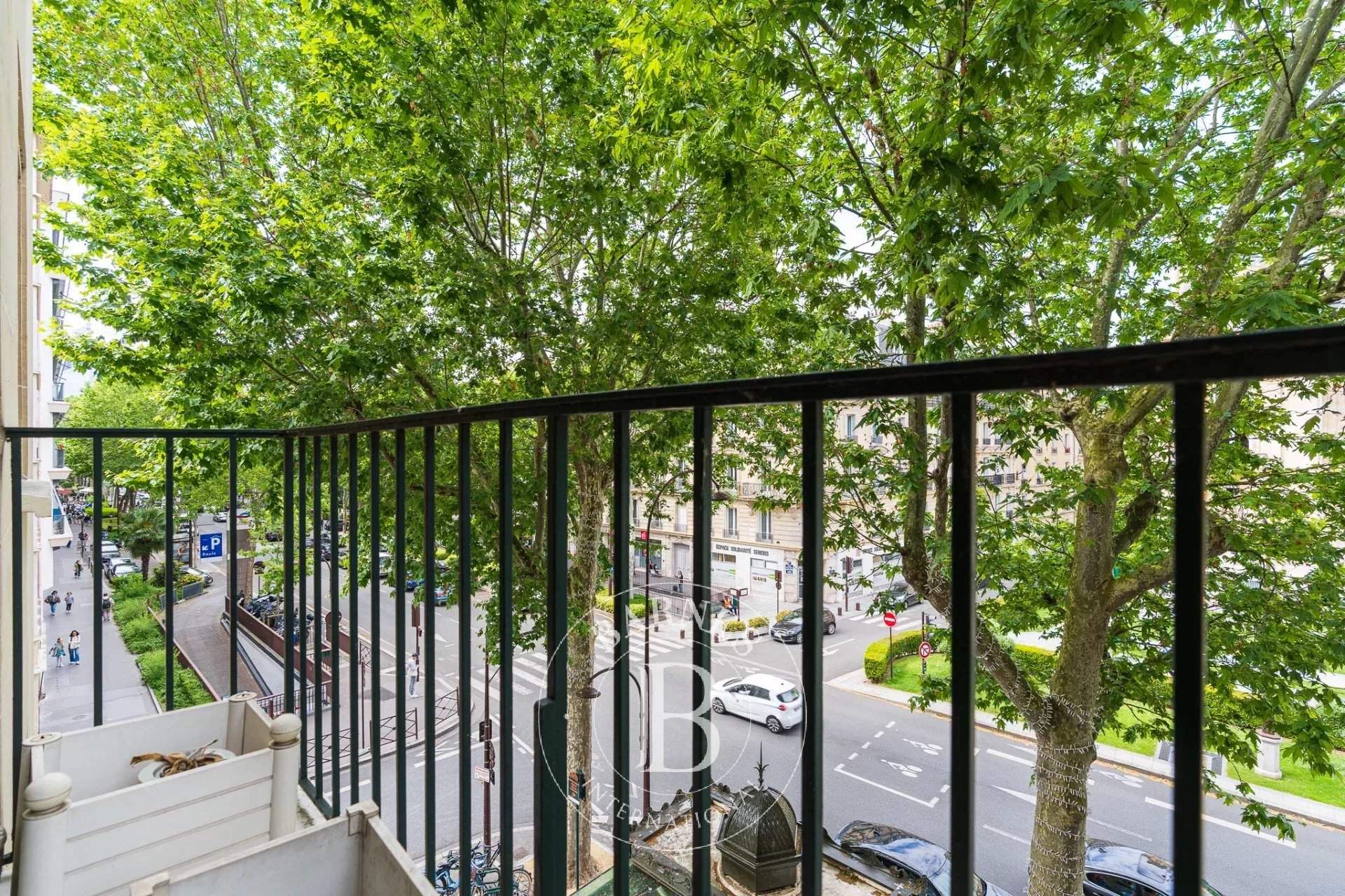 Neuilly-sur-Seine  - Appartement 3 Pi&egrave;ces 2 Chambres - picture 4