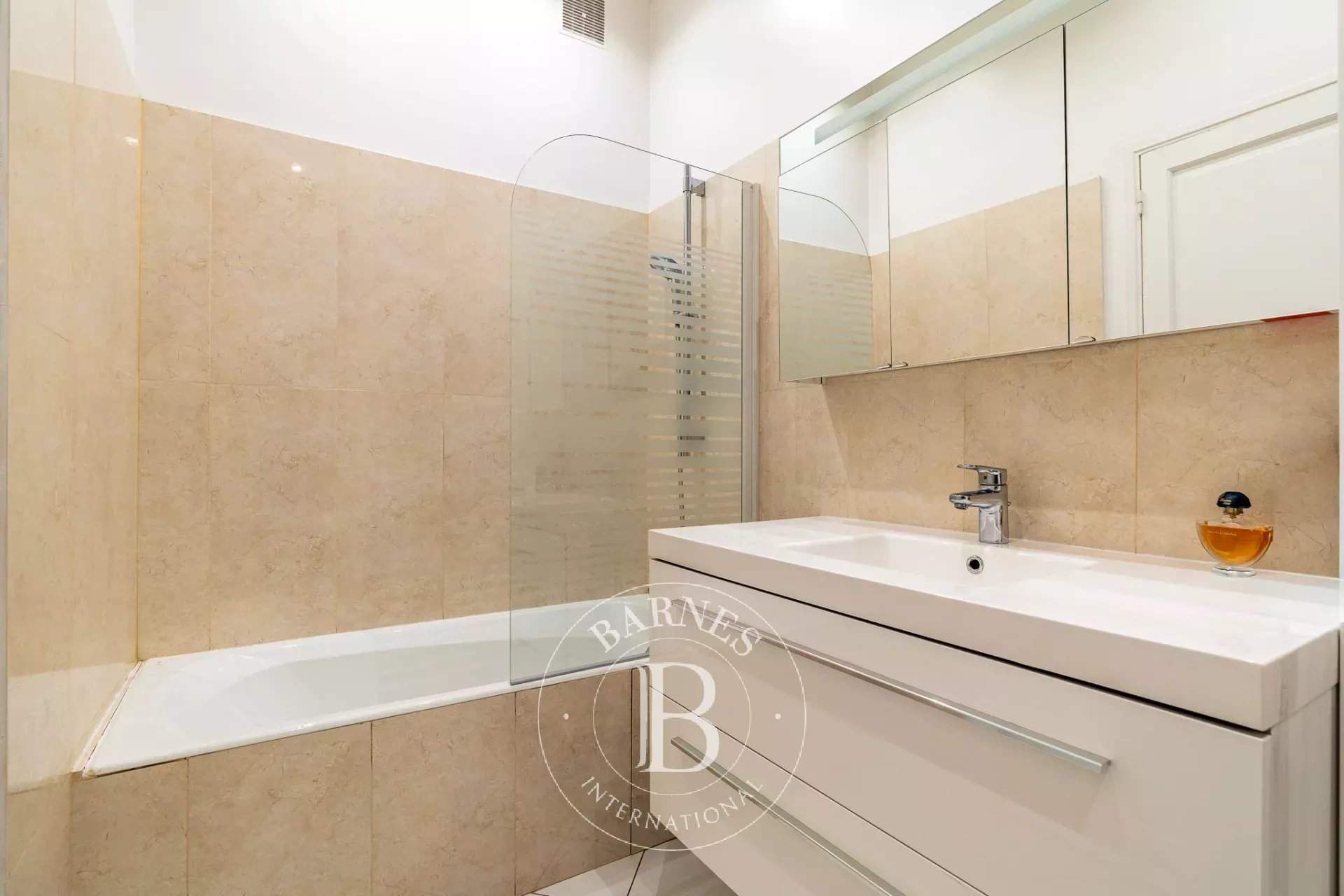 Neuilly-sur-Seine  - Piso 4 Cuartos 2 Habitaciones - picture 17