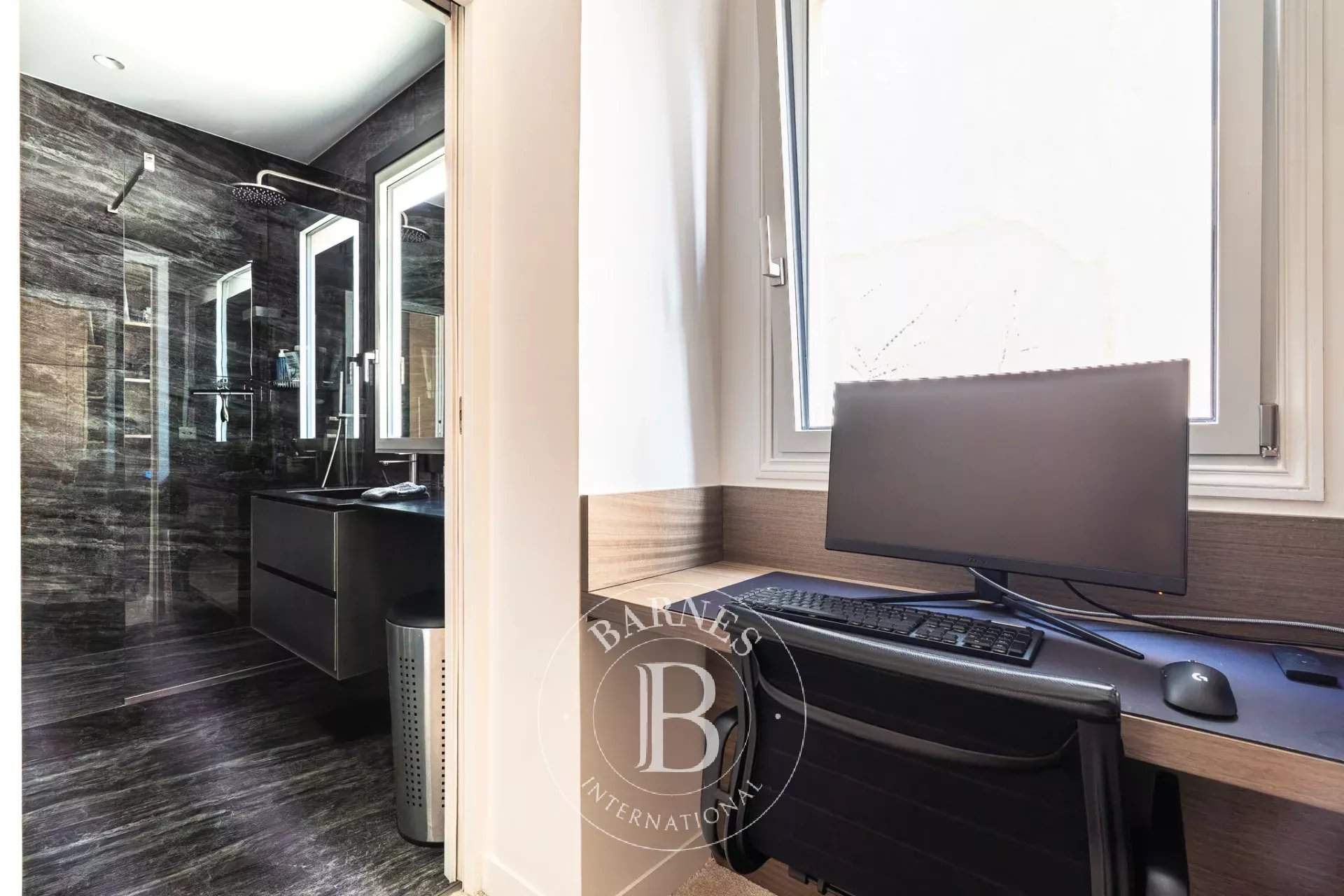 Neuilly-sur-Seine  - Apartment  - picture 8