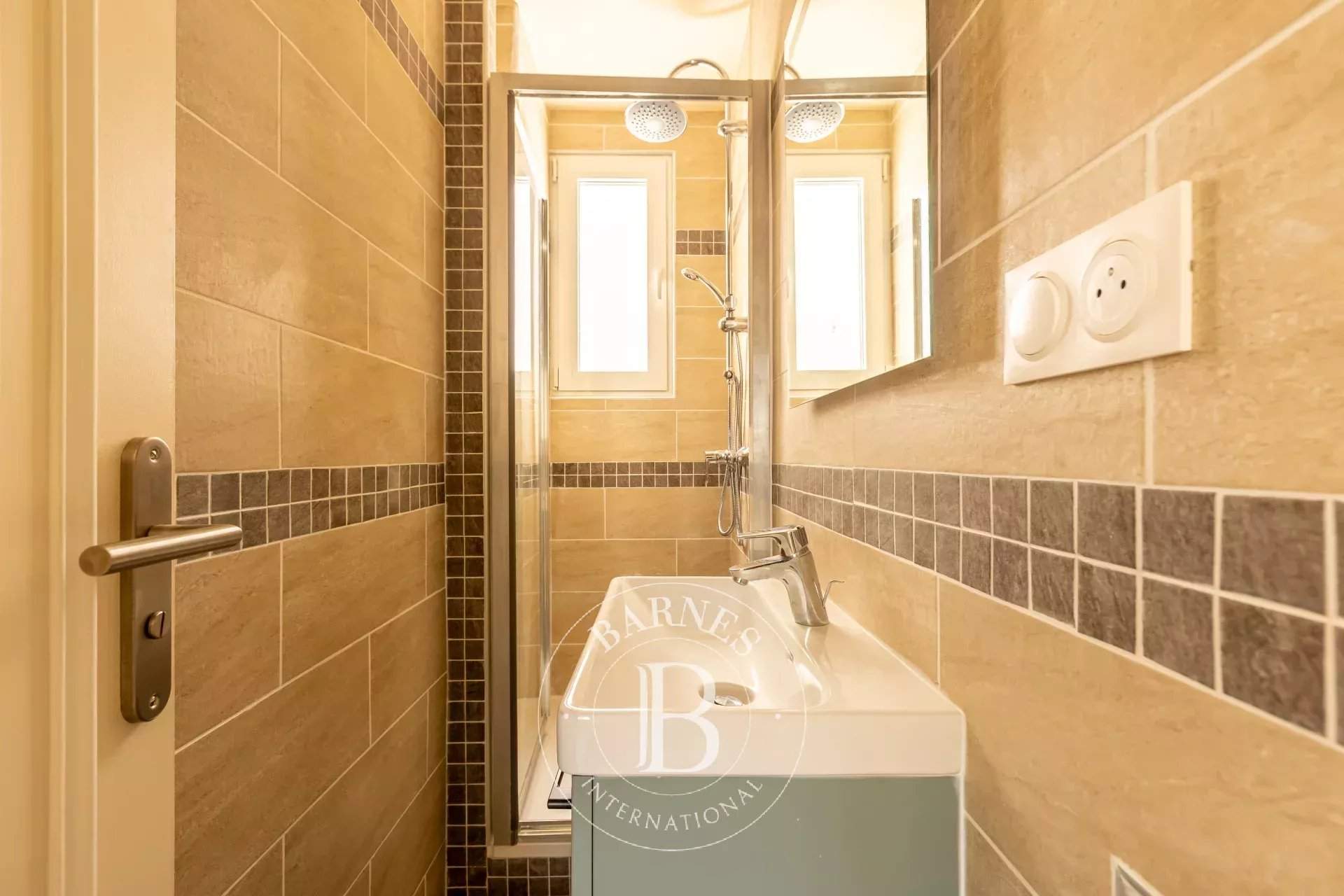 Neuilly-sur-Seine  - Appartement 3 Pièces 2 Chambres - picture 8