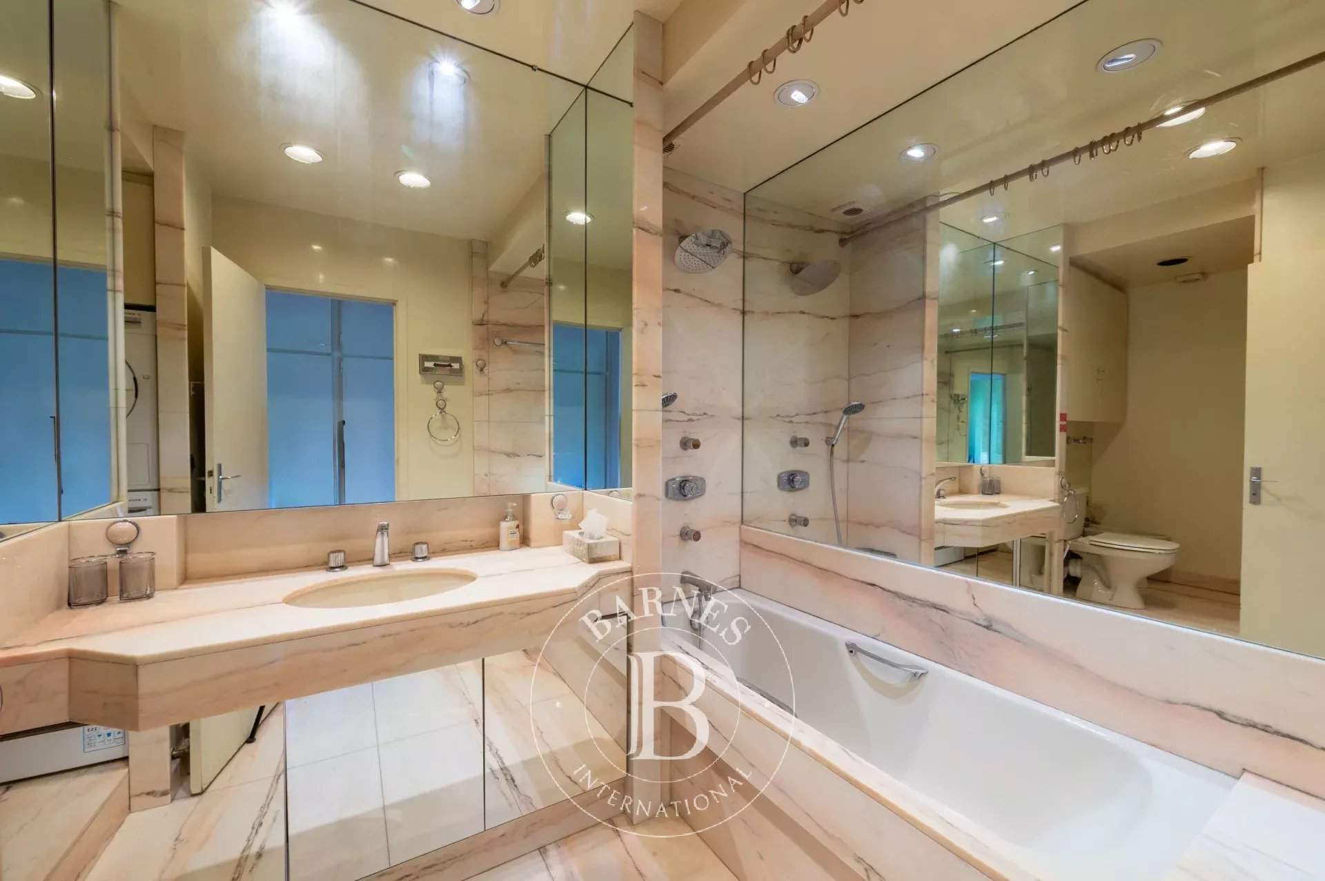 Neuilly-sur-Seine  - Apartment  - picture 8