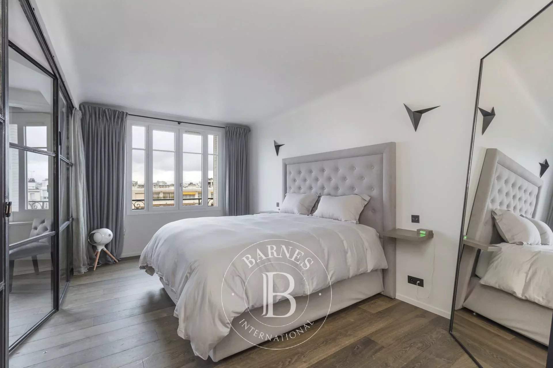 Neuilly-sur-Seine  - Apartment 2 Bedrooms - picture 6