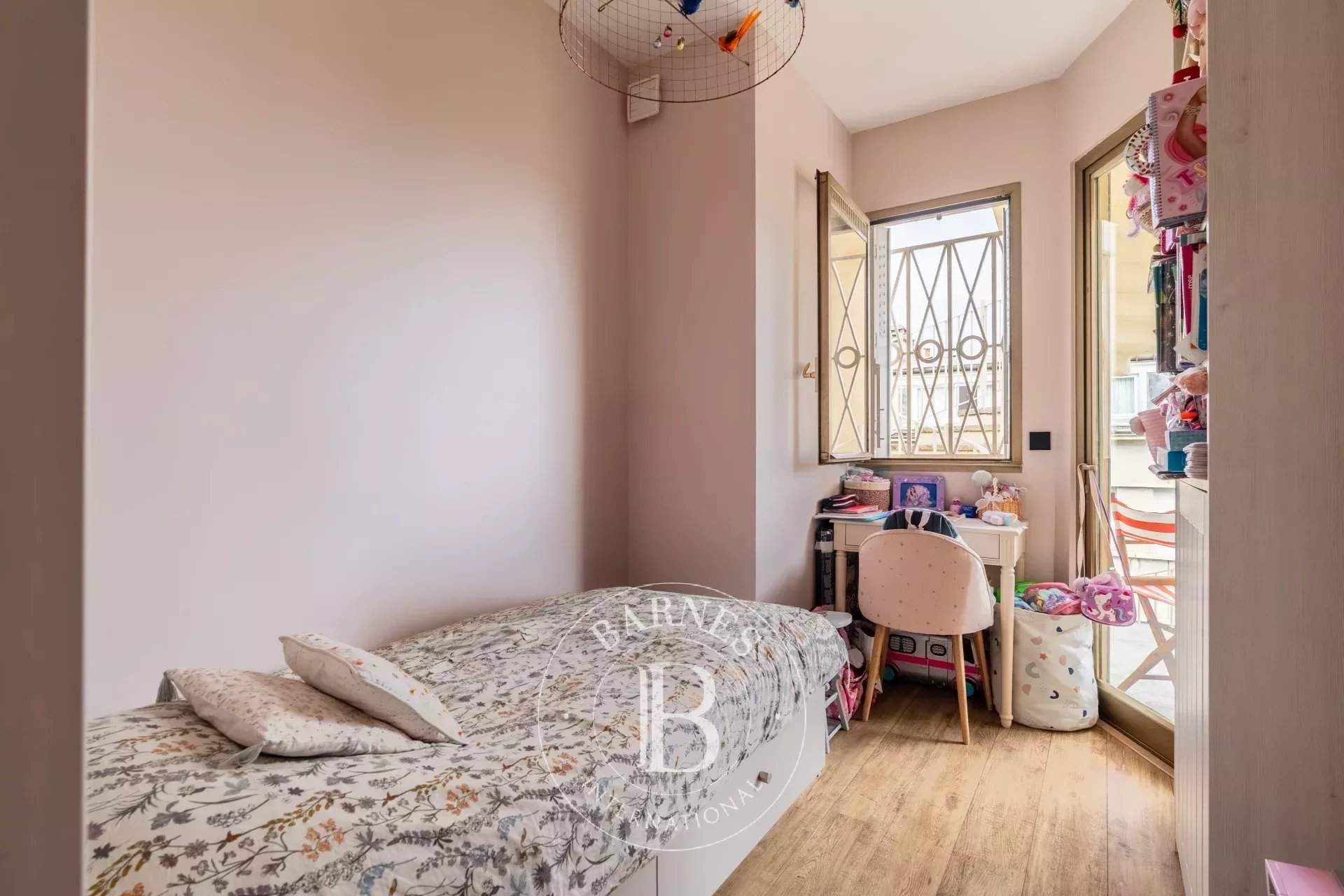 Neuilly-sur-Seine  - Appartement 4 Pièces 3 Chambres - picture 14