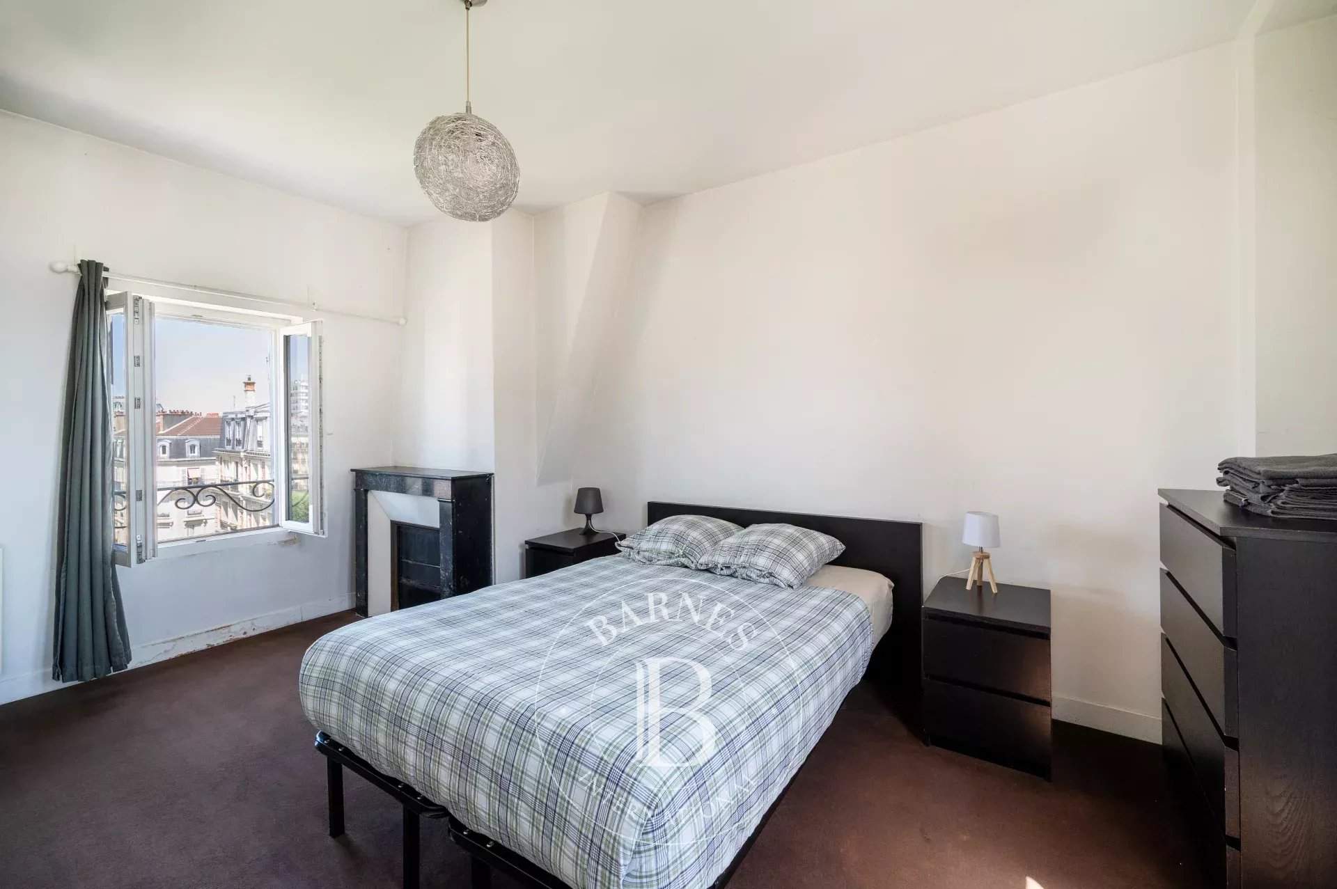 Levallois-Perret  - Apartment 1 Bedroom - picture 9