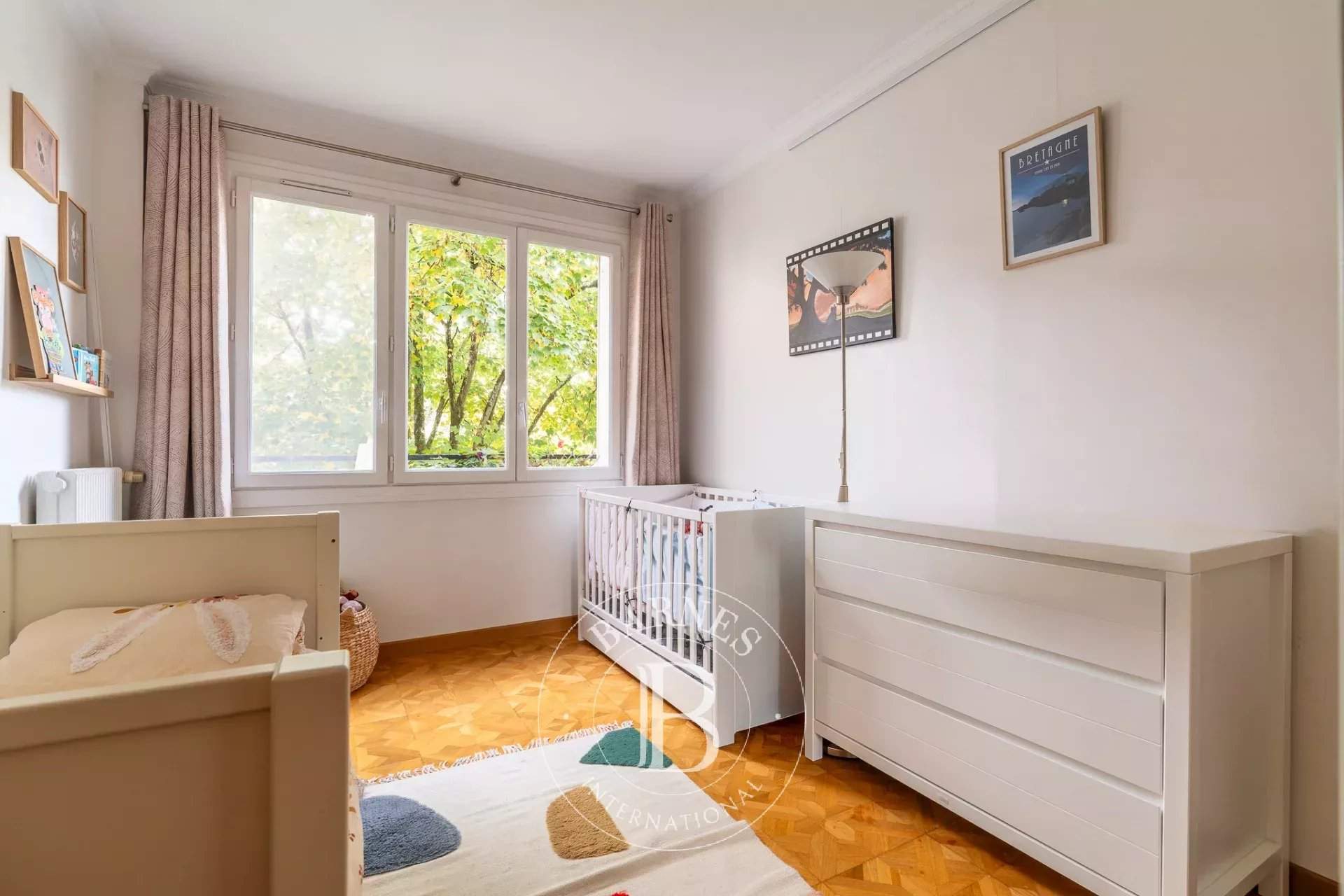 Neuilly-sur-Seine  - Appartement 3 Pi&egrave;ces 2 Chambres - picture 9