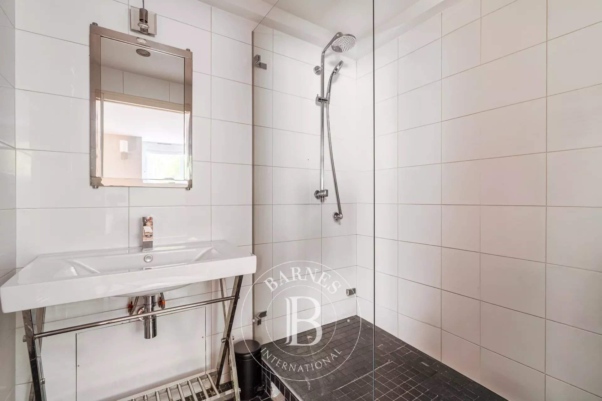 Neuilly-sur-Seine  - Appartement 4 Pi&egrave;ces, 1 Chambre - picture 19