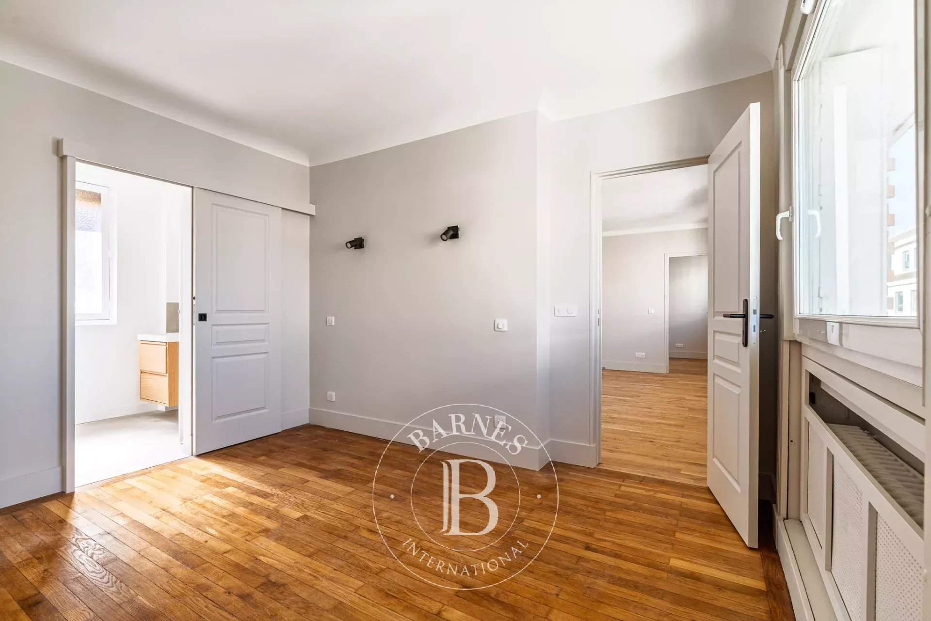 Levallois-Perret  - Apartment 2 Bedrooms - picture 12