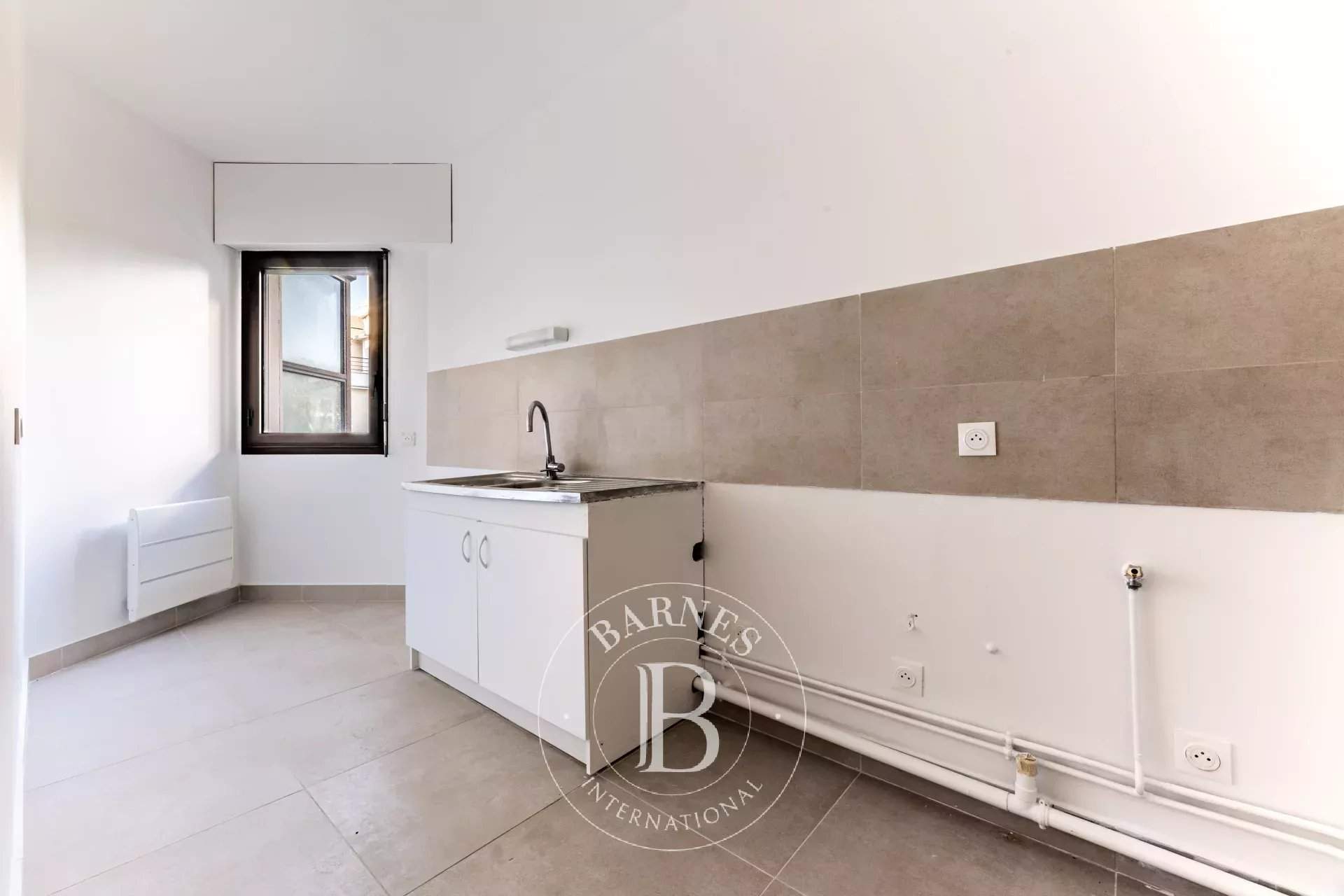 Neuilly-sur-Seine  - Appartement 4 Pièces 3 Chambres - picture 6