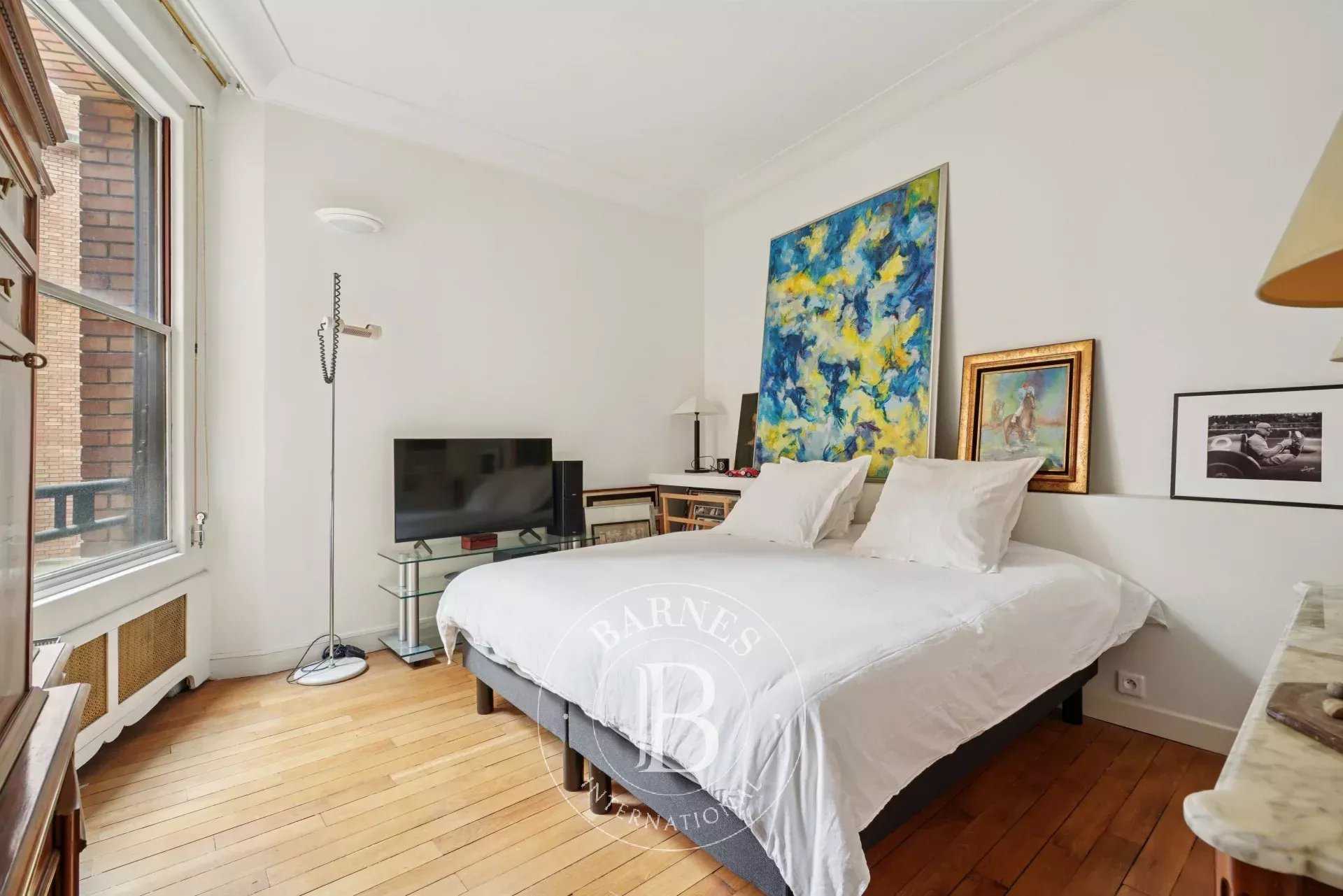 Paris  - Apartment 2 Bedrooms