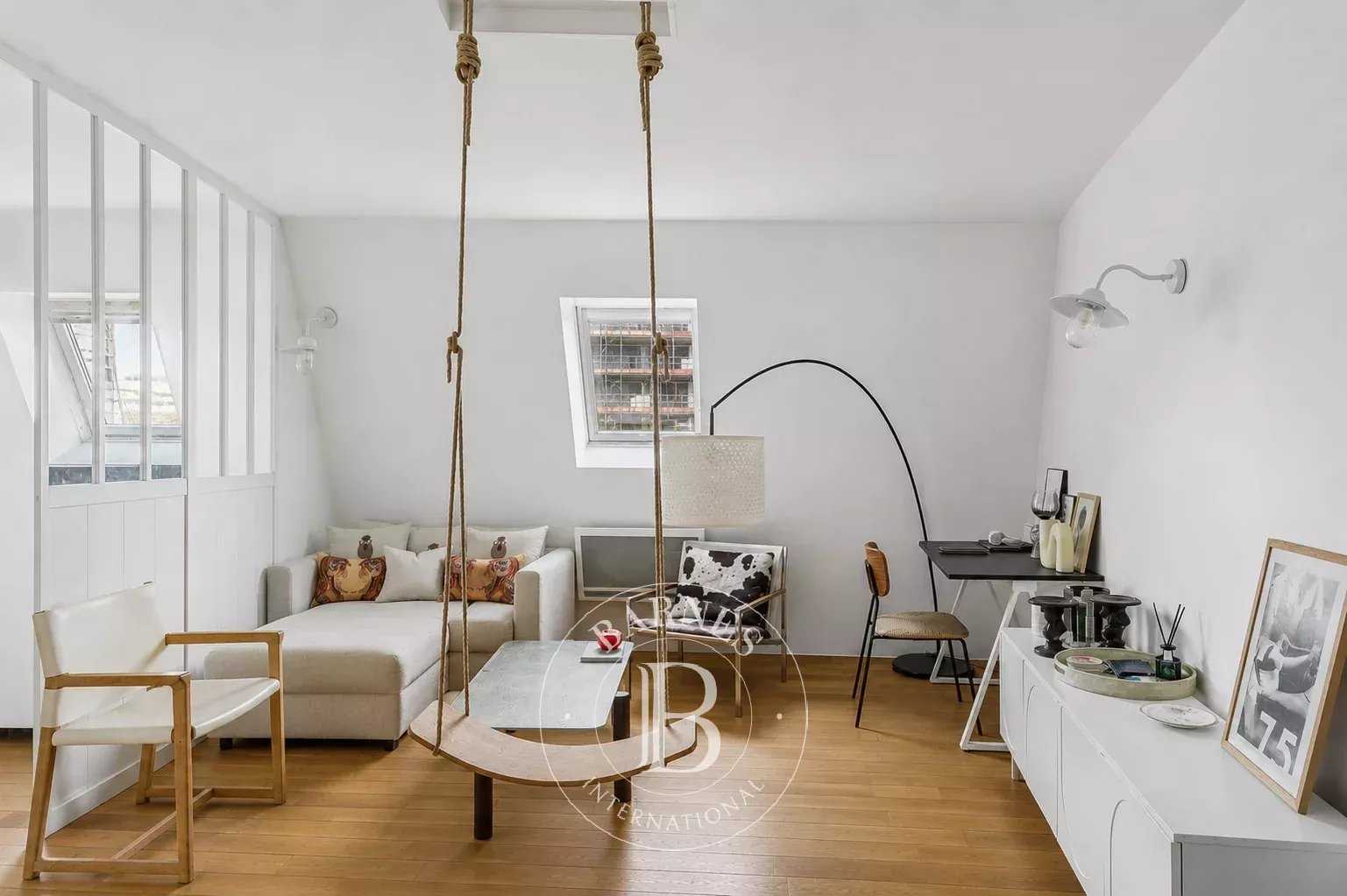 Paris  - Appartement 2 Pi&egrave;ces, 1 Chambre