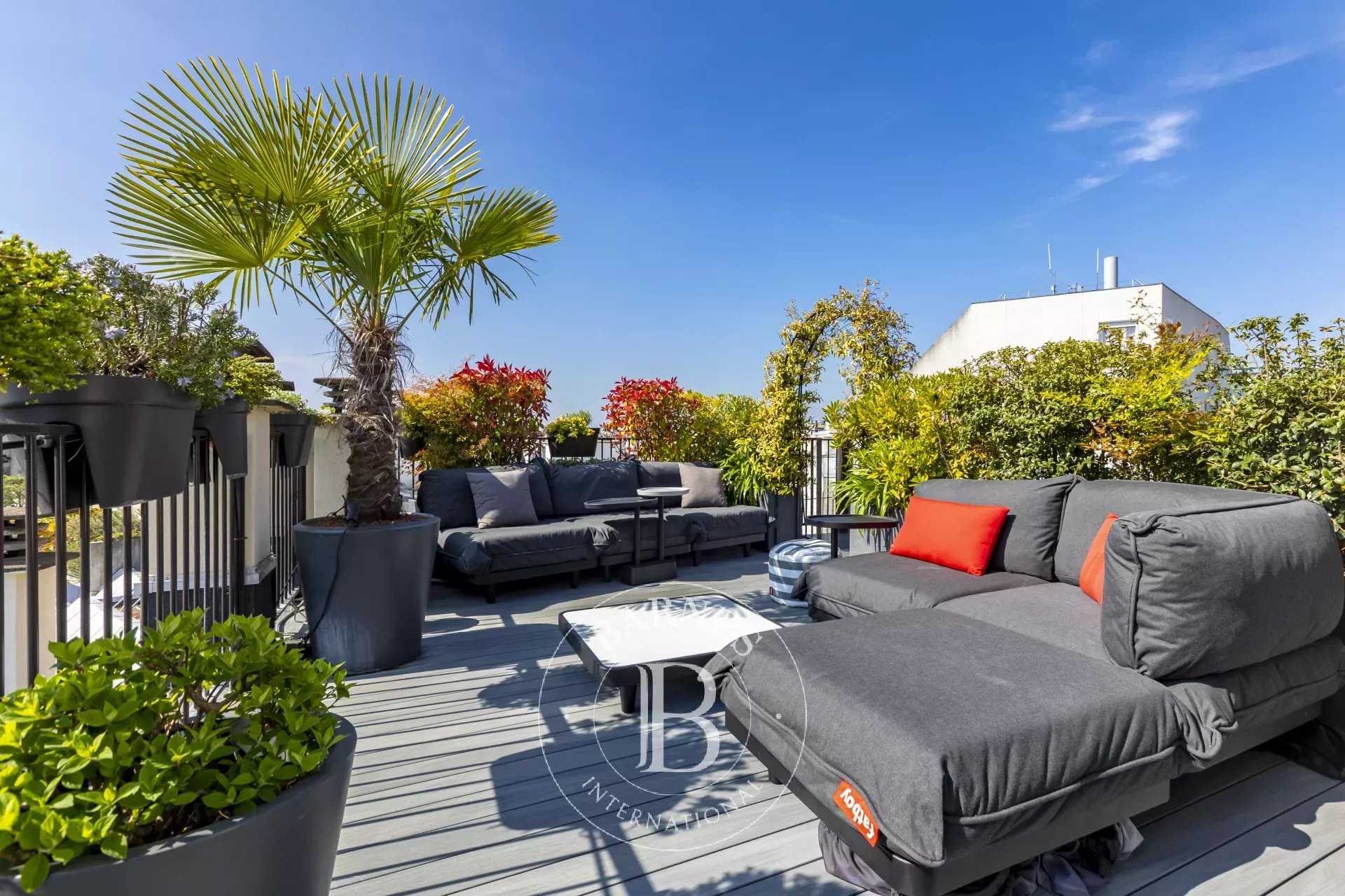 Paris  - Appartement 2 Pièces, 1 Chambre