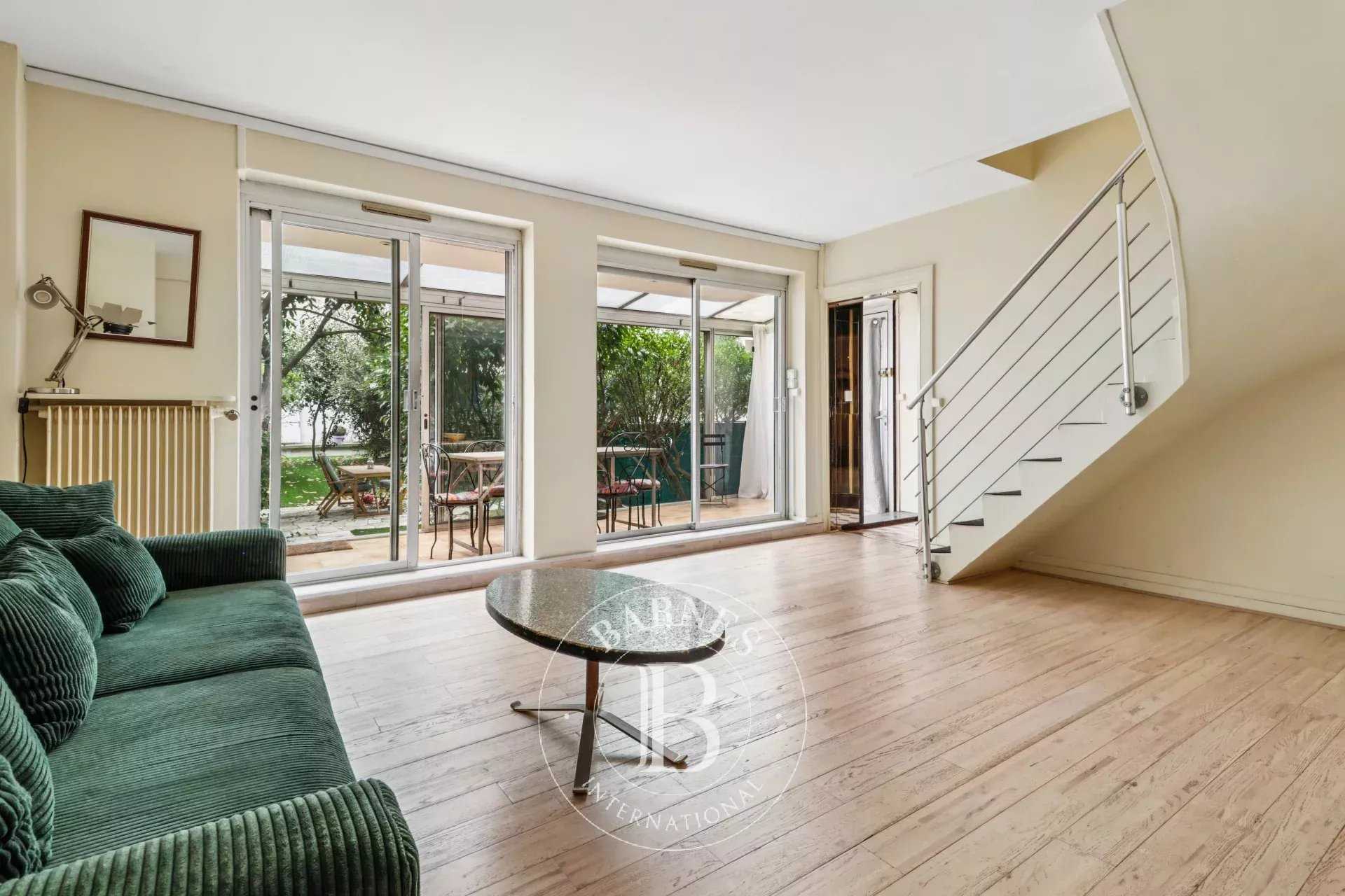 Paris  - Appartement 2 Pi&egrave;ces, 1 Chambre