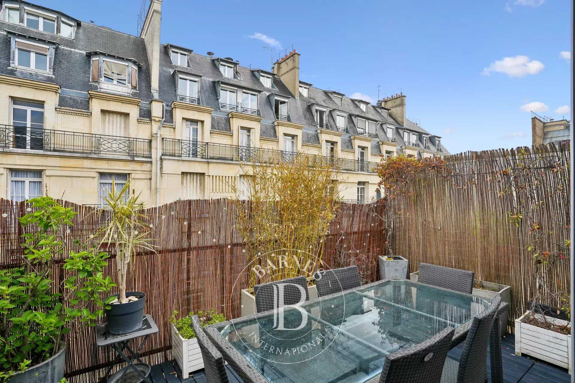 Paris  - Appartement 2 Pi&egrave;ces, 1 Chambre