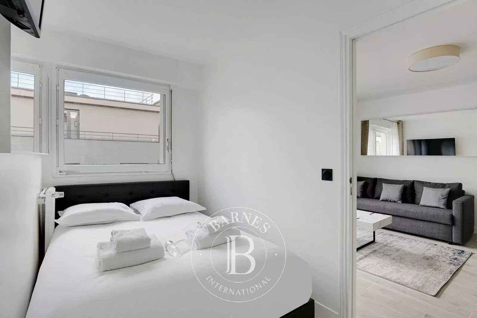 Paris  - Appartement 2 Pi&egrave;ces, 1 Chambre