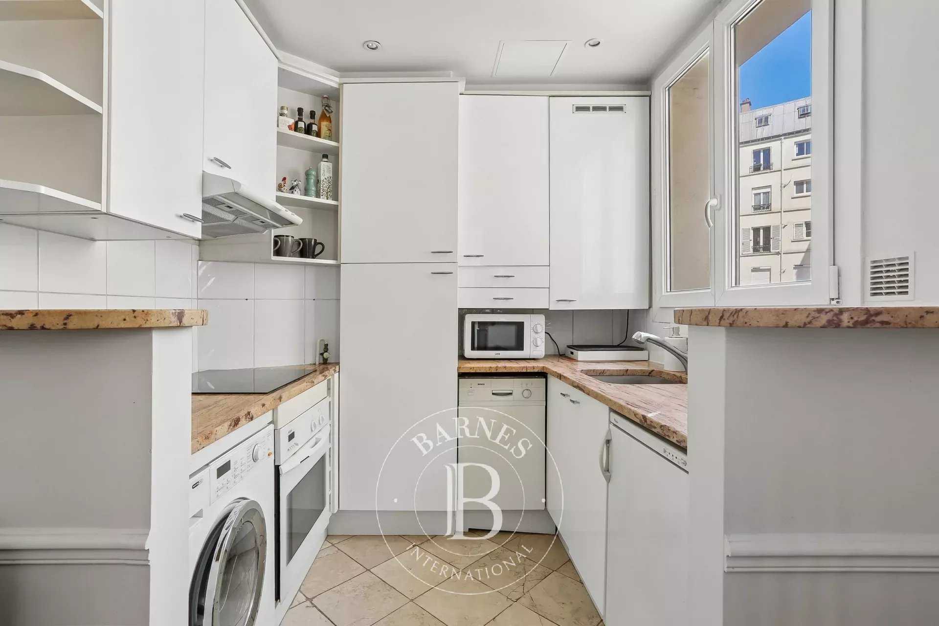 Paris  - Piso 3 Cuartos 2 Habitaciones