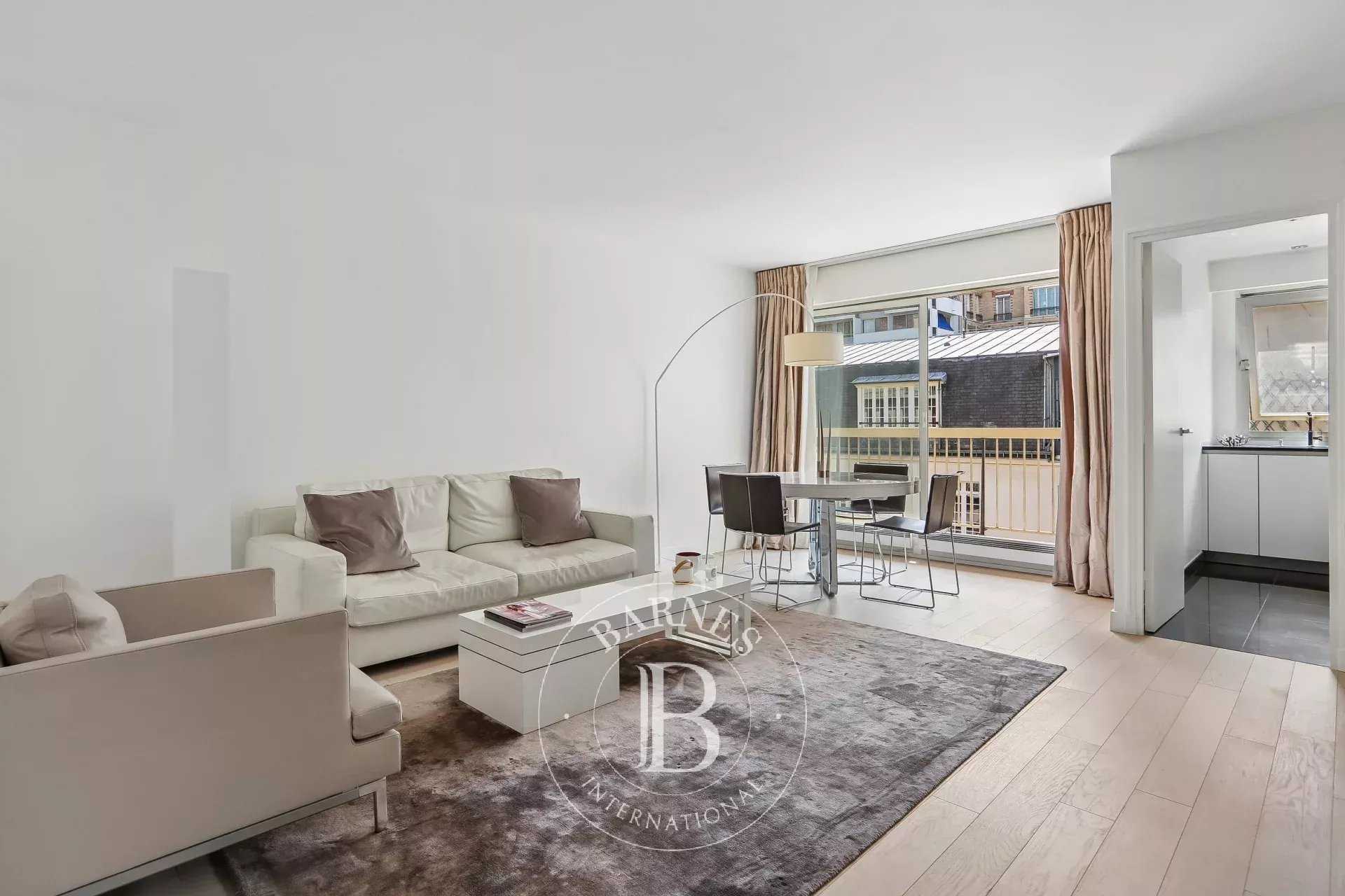 Paris  - Appartement 2 Pi&egrave;ces, 1 Chambre