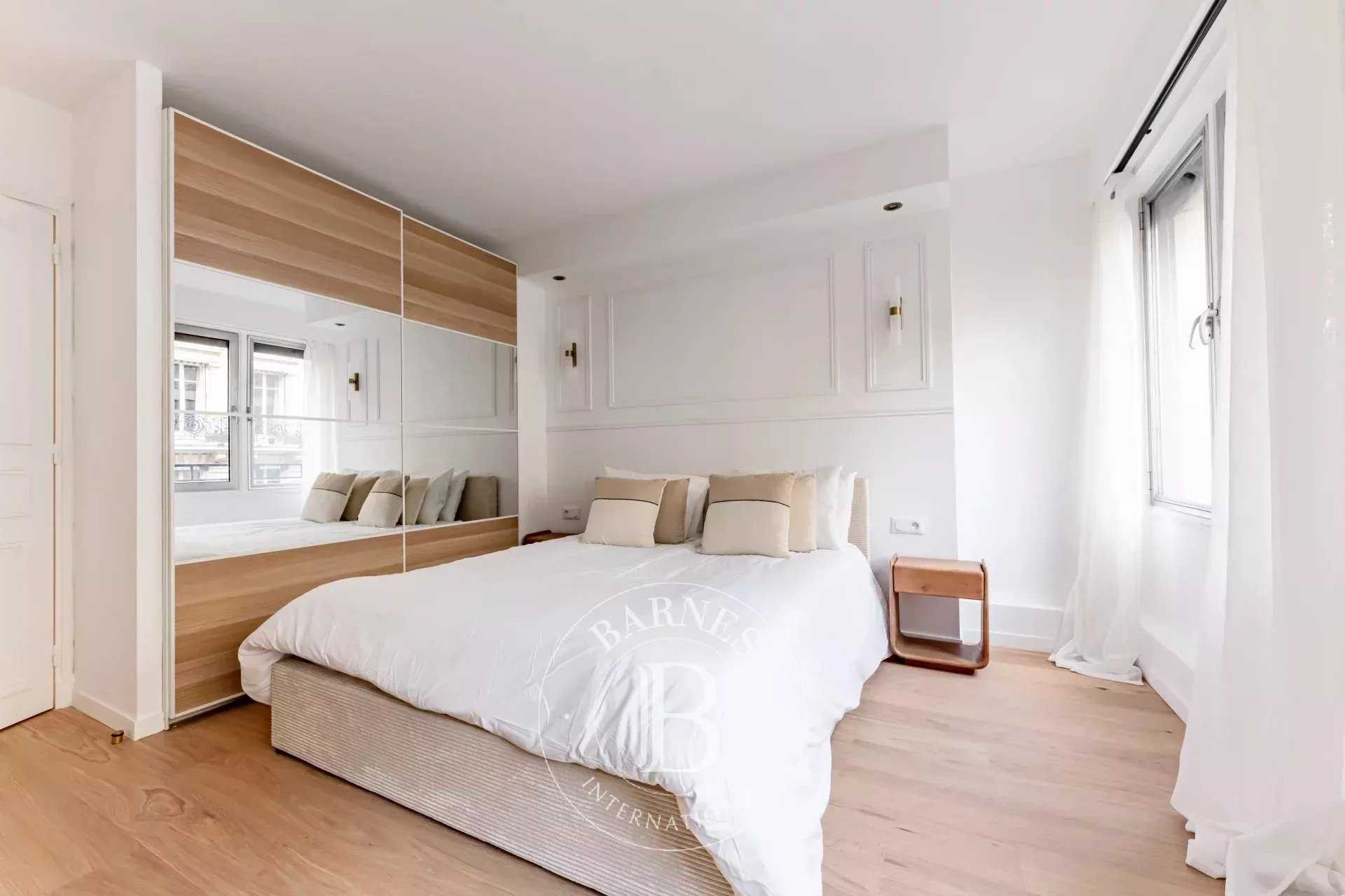 Paris  - Piso 2 Cuartos, 1 Habitacion