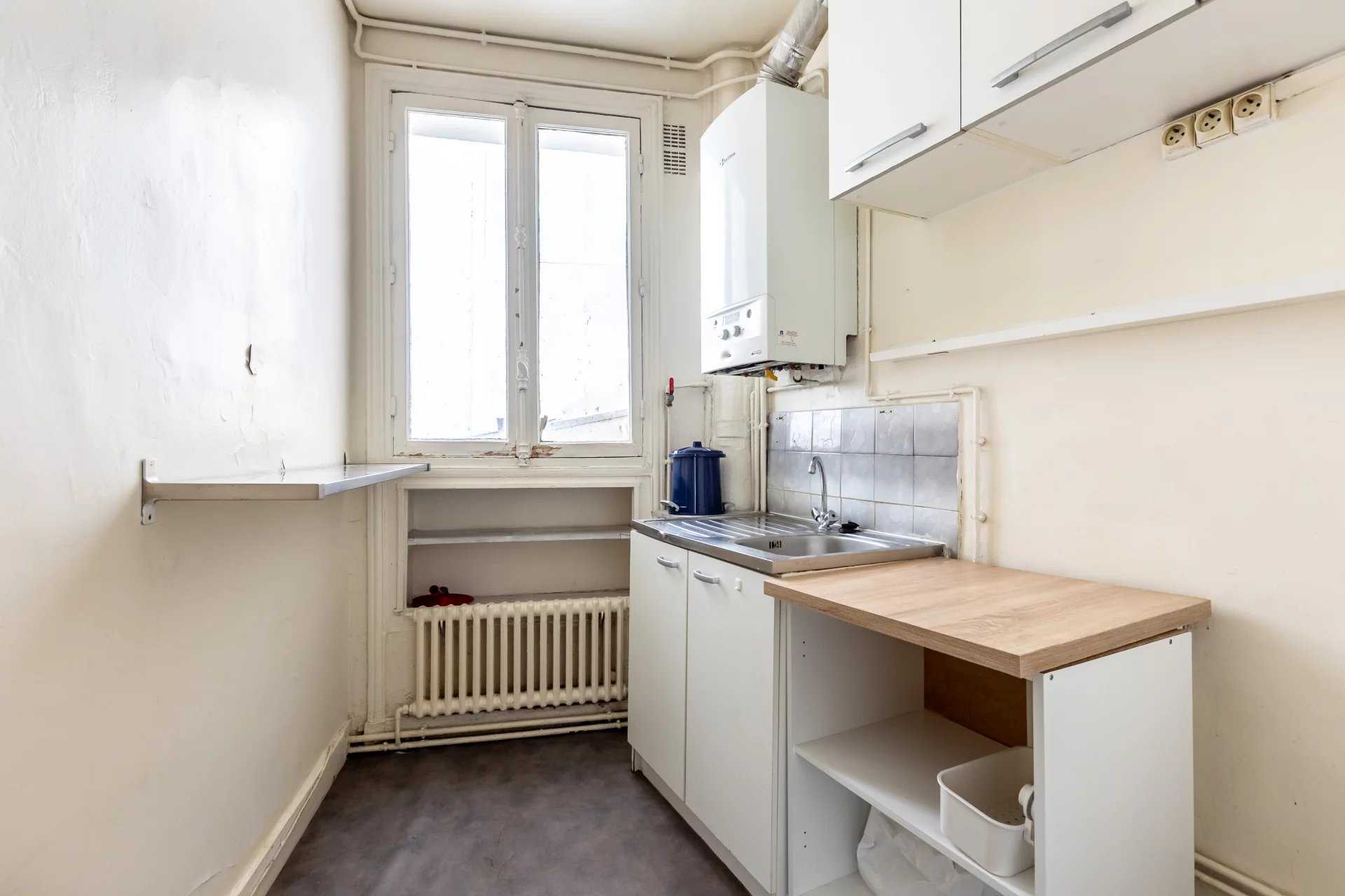 Paris  - Appartement 2 Pièces, 1 Chambre