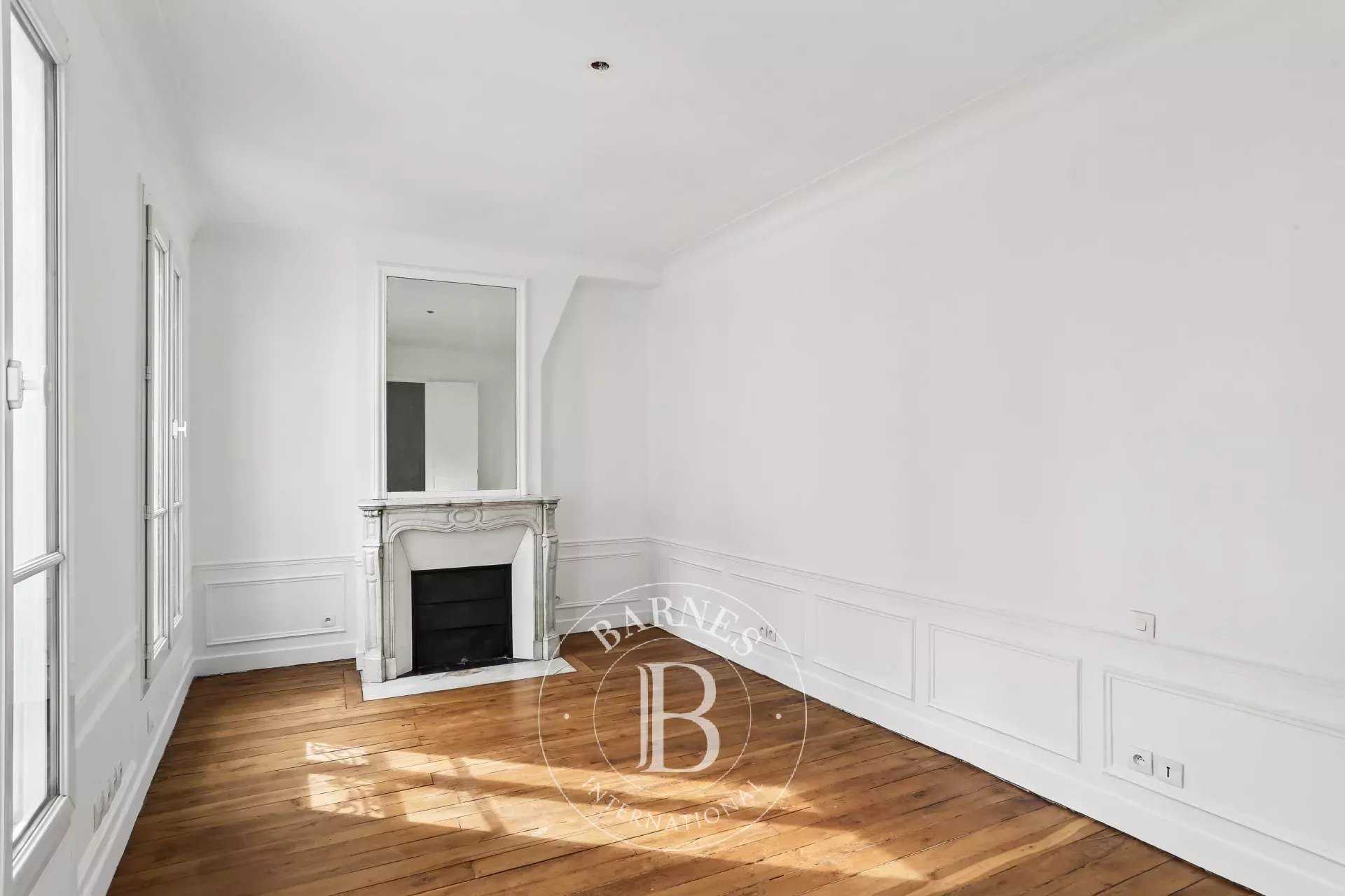 Paris  - Appartement 2 Pi&egrave;ces, 1 Chambre