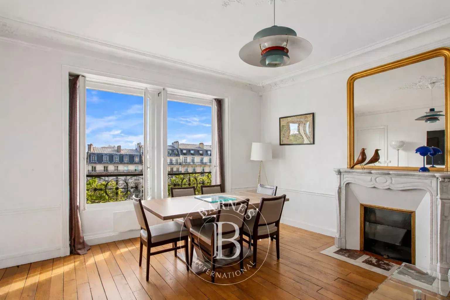 Paris  - Appartement 2 Pi&egrave;ces, 1 Chambre
