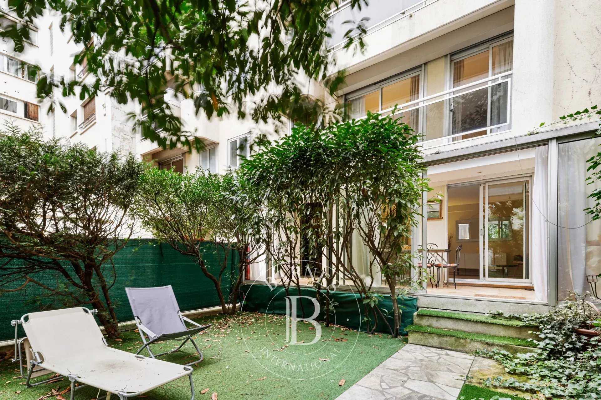 Paris  - Piso 2 Cuartos, 1 Habitacion