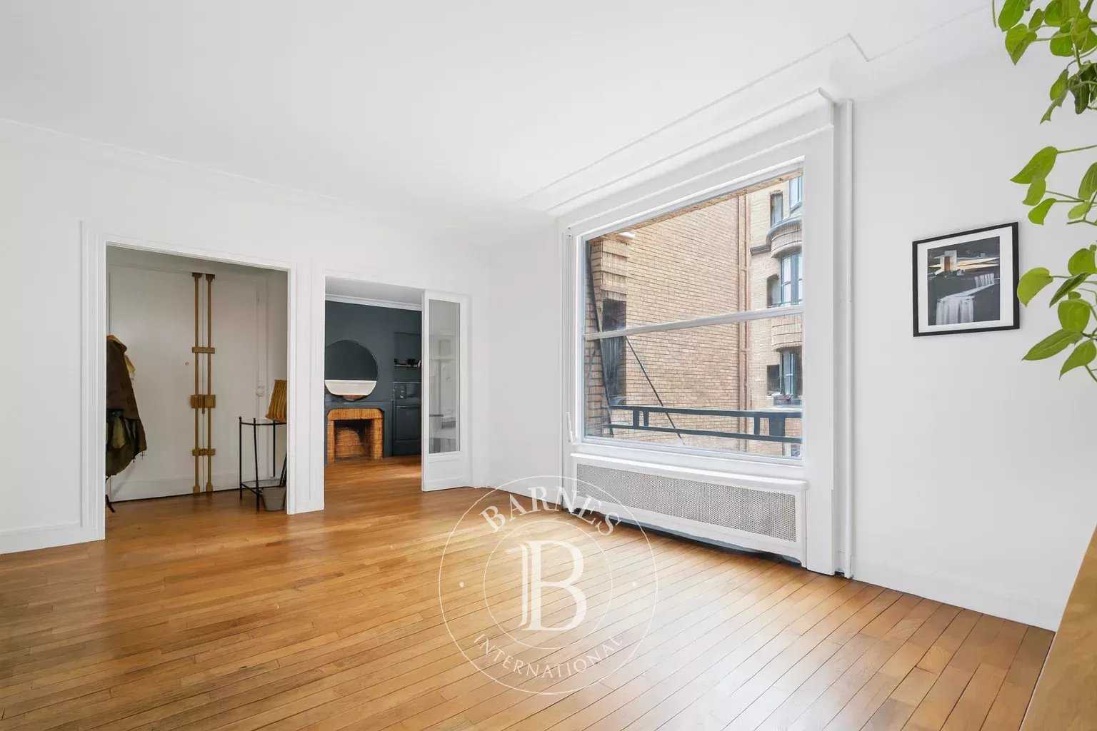 Paris  - Apartment 2 Bedrooms