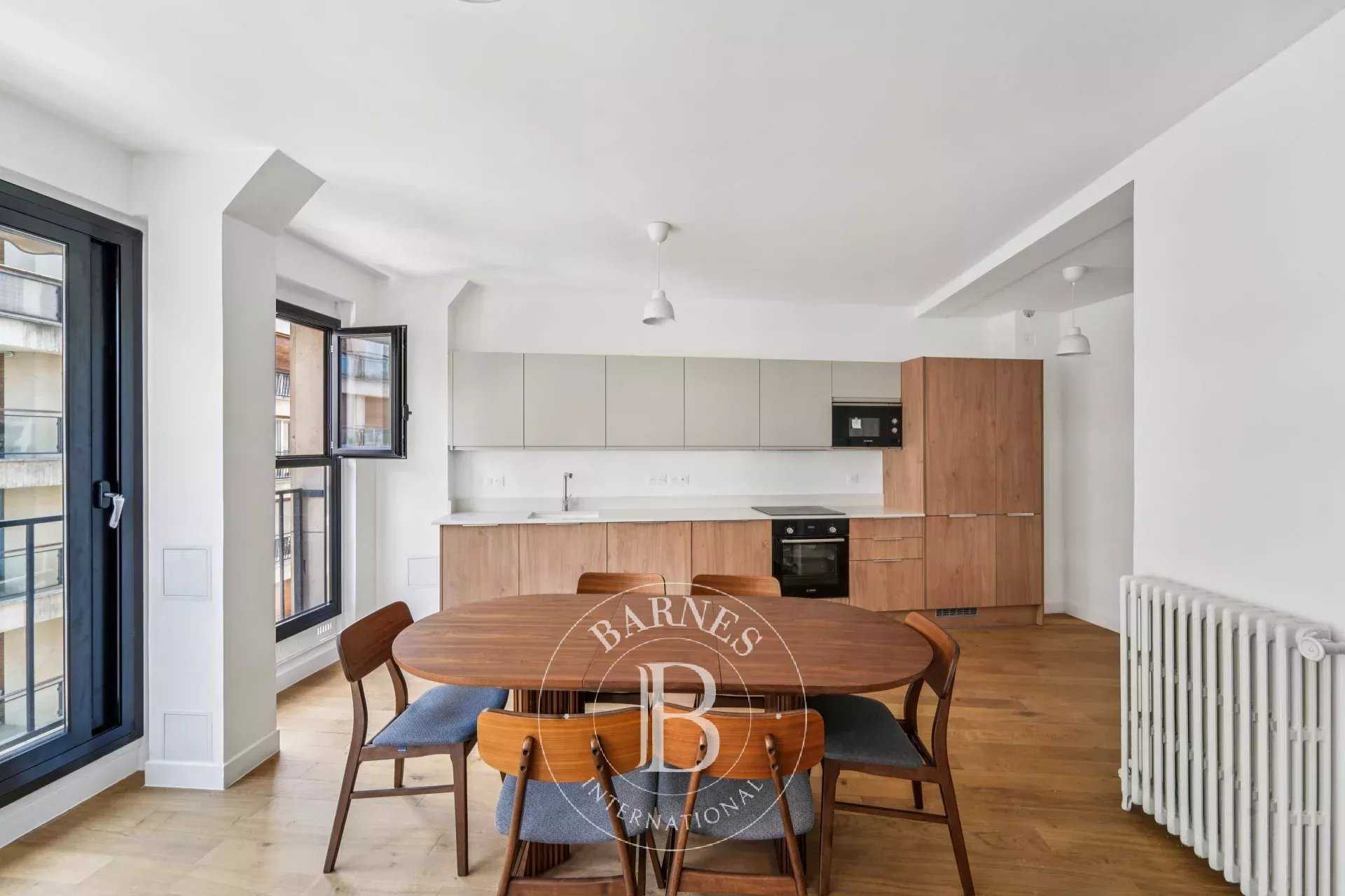 Paris  - Apartment 2 Bedrooms