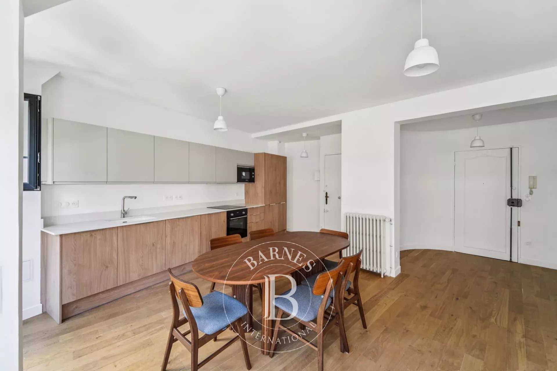 Paris  - Apartment 2 Bedrooms