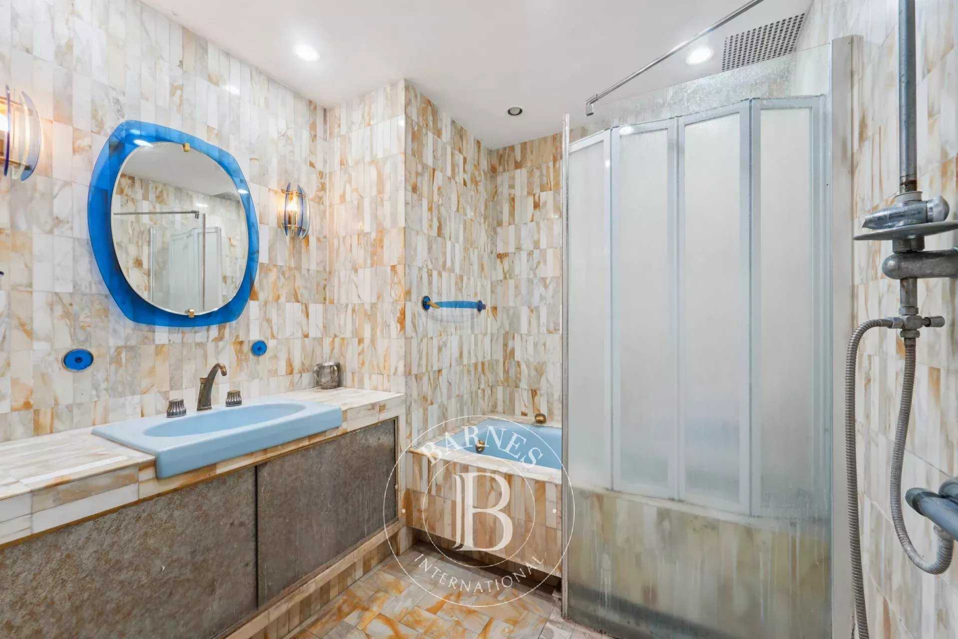 Paris  - Apartment 2 Bedrooms