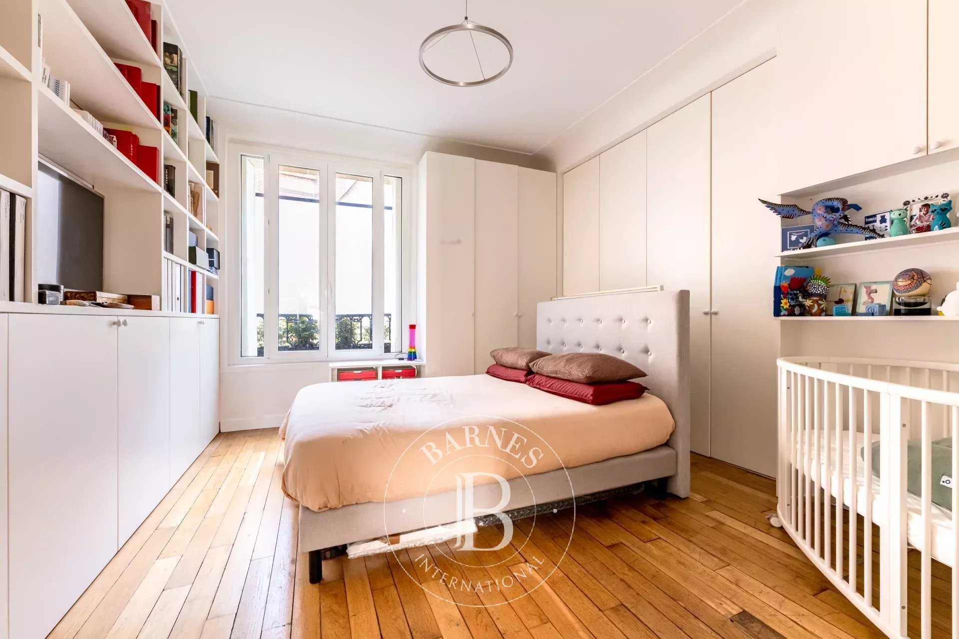 Paris  - Piso 2 Cuartos, 1 Habitacion