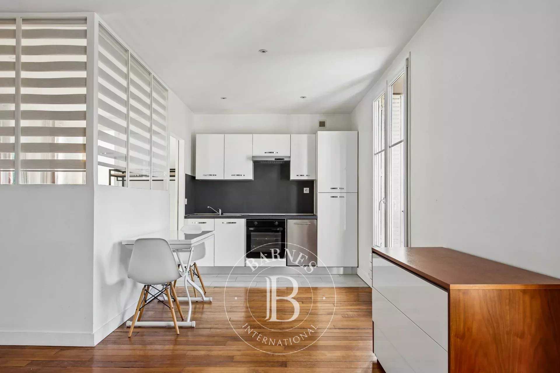 Paris  - Appartement 2 Pi&egrave;ces, 1 Chambre