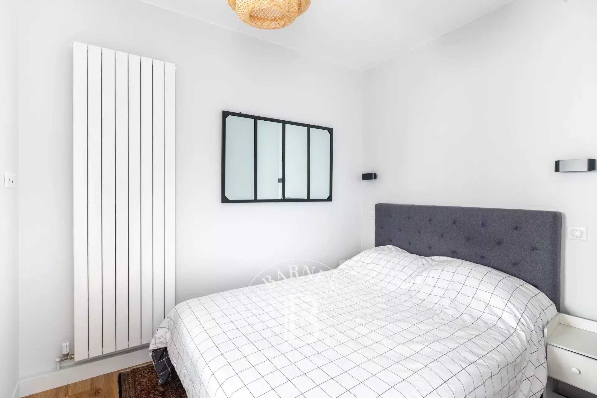 Paris  - Appartement 2 Pièces, 1 Chambre