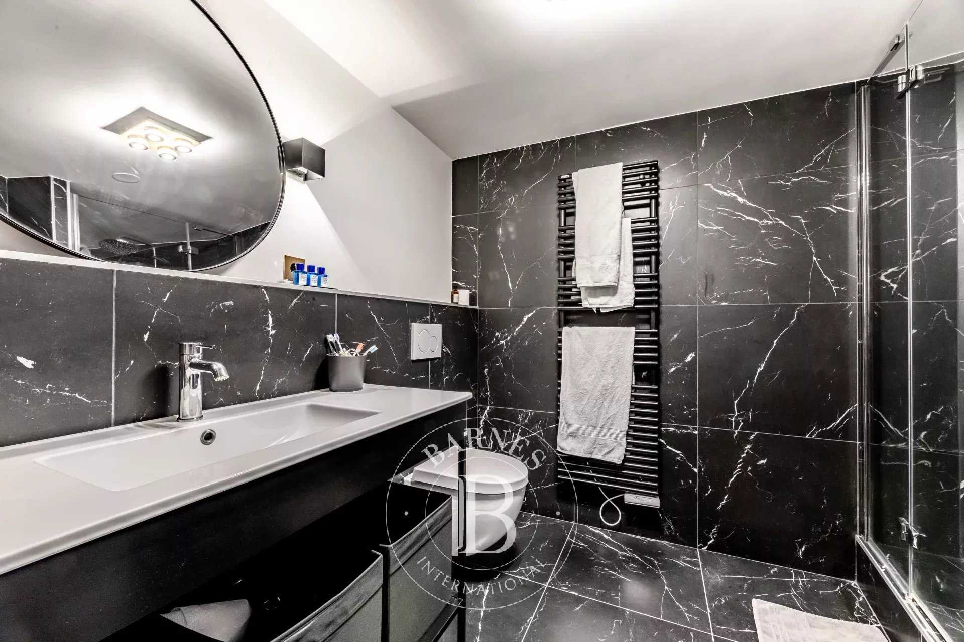Paris  - Piso 2 Cuartos, 1 Habitacion