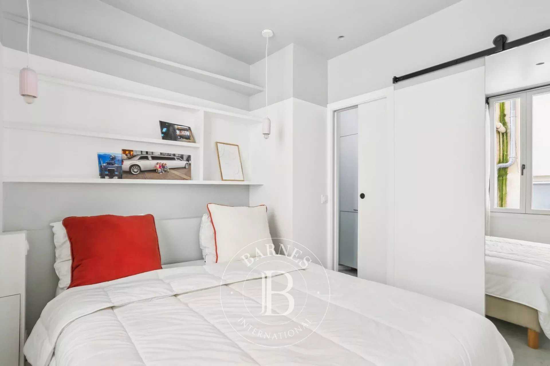 Paris  - Appartement 2 Pi&egrave;ces, 1 Chambre