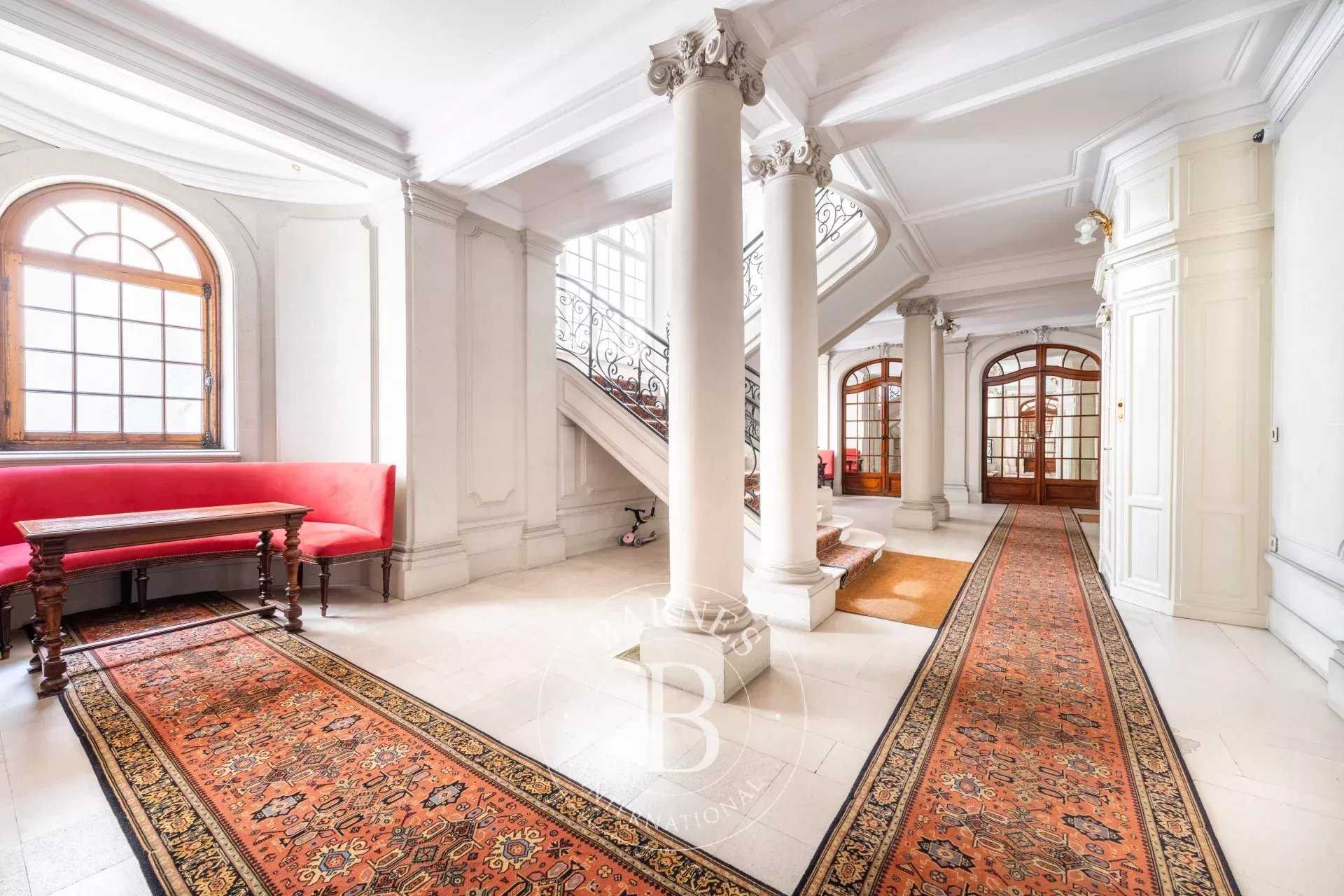 Apartment Paris 75016  -  ref 85125688 (picture 1)