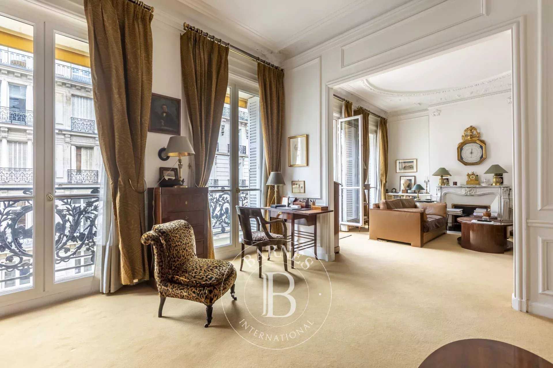 Appartement Paris 75016  -  ref 85703745 (picture 1)