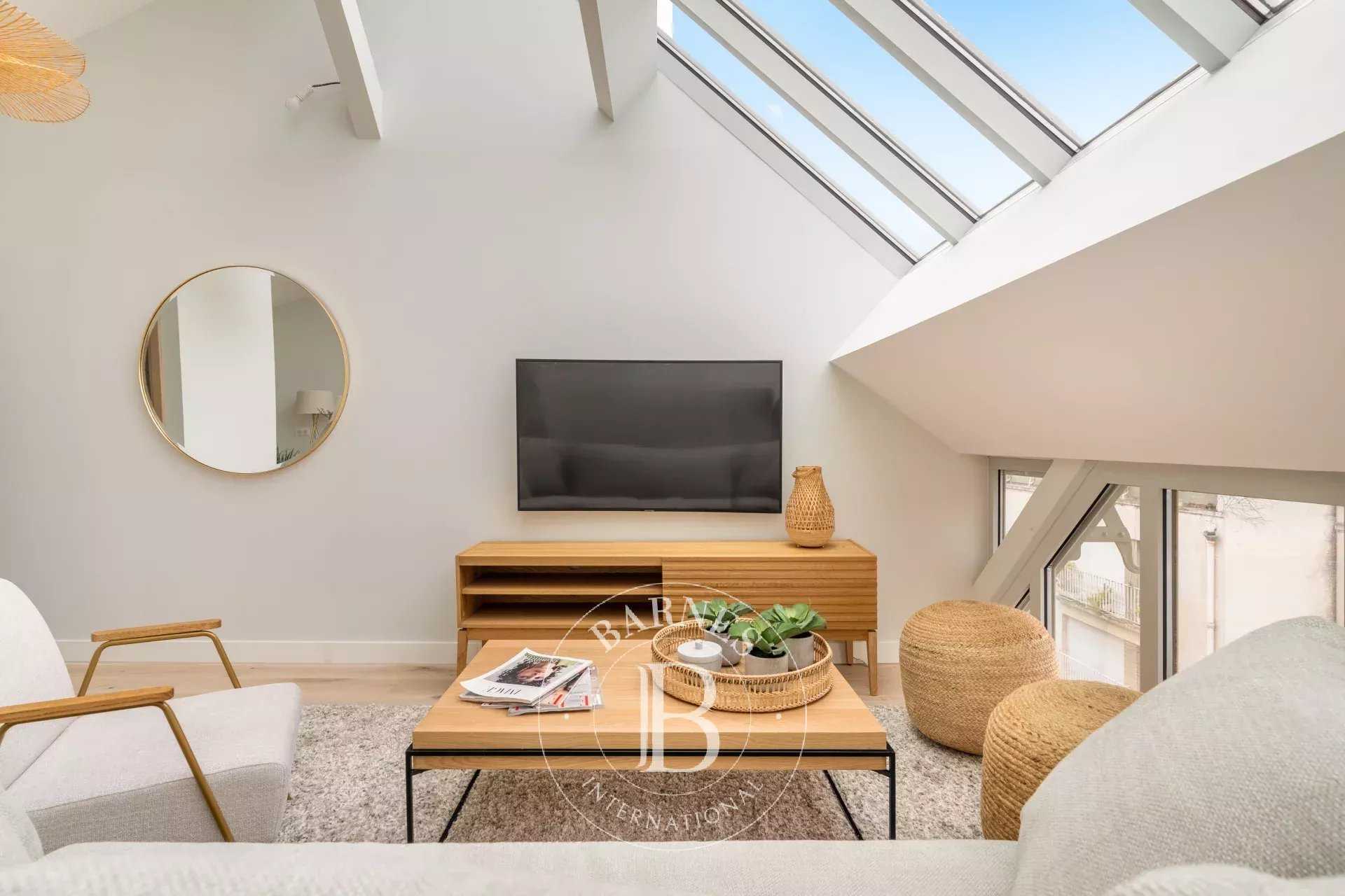 Apartment Paris 75016  -  ref 83754011 (picture 2)