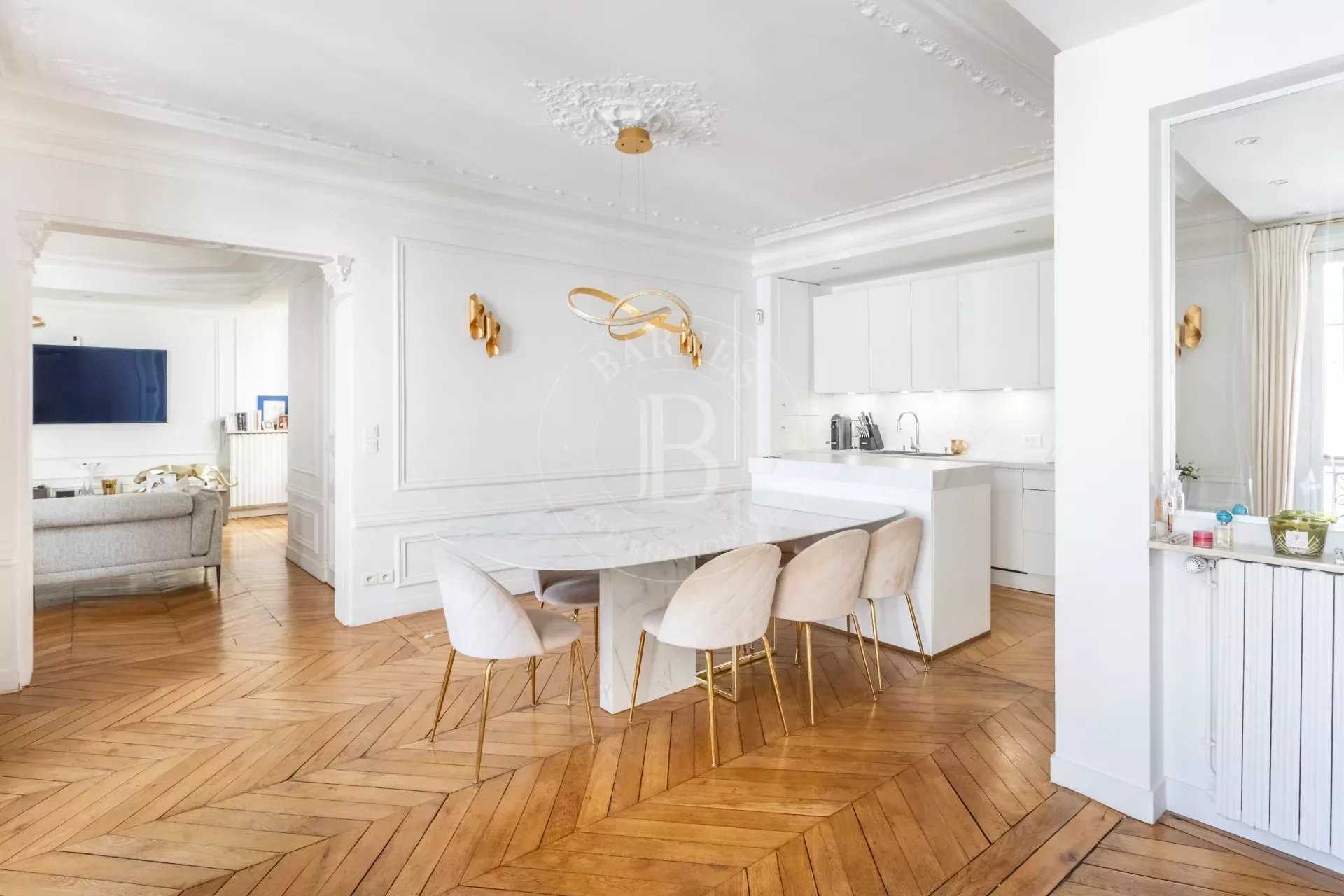 Apartment Paris 75016  -  ref 85163398 (picture 1)