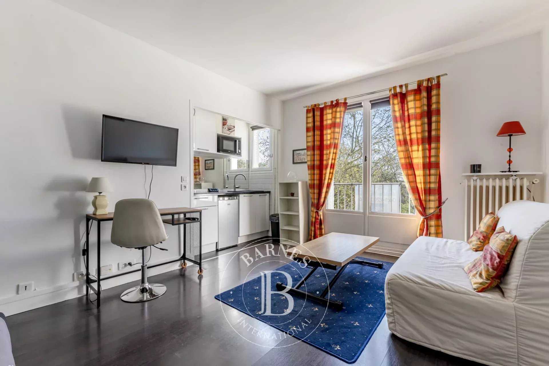 Apartment Paris 75016  -  ref 85789043 (picture 1)
