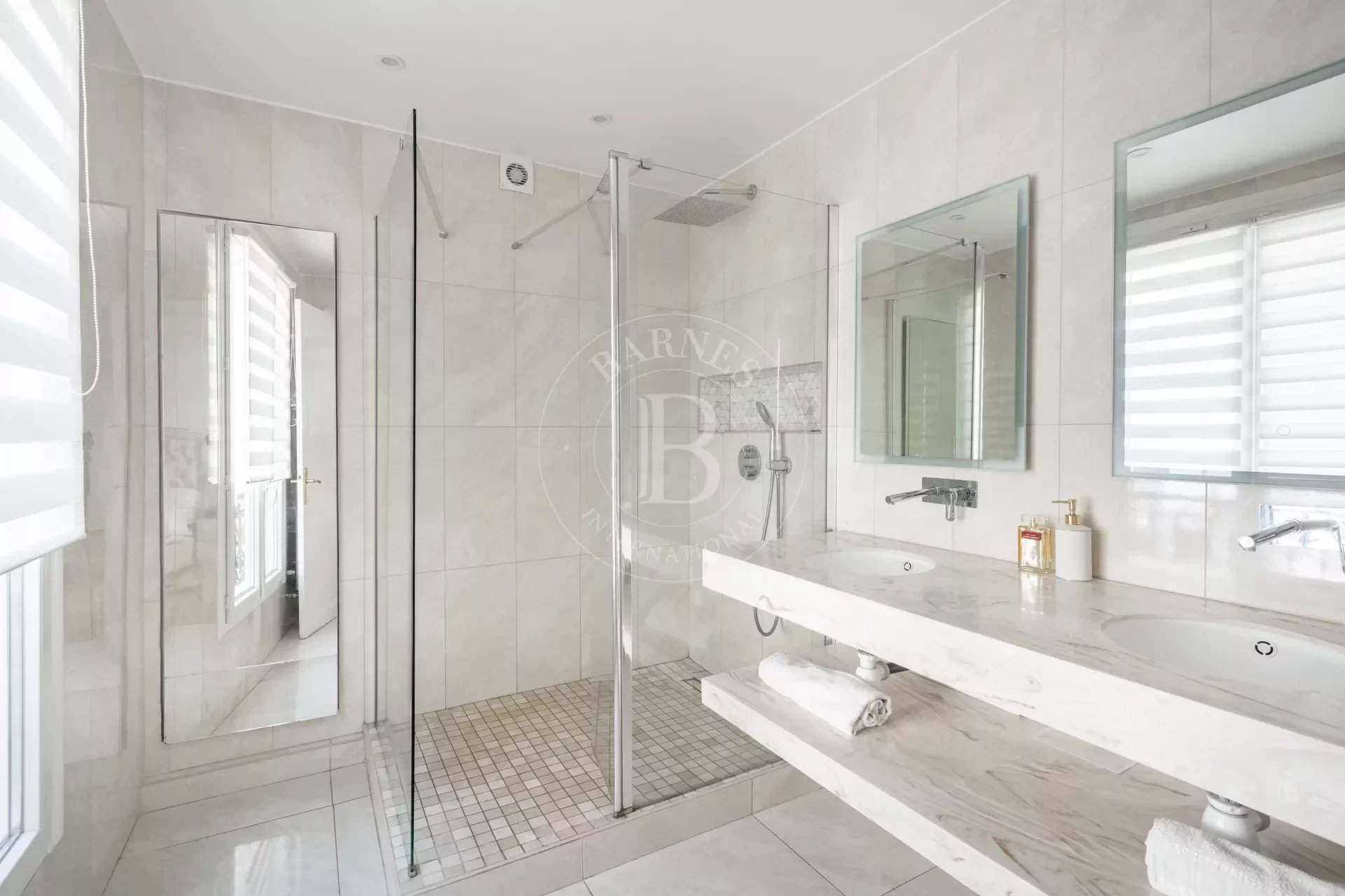 Paris  - Apartment 2 Bedrooms - picture 5