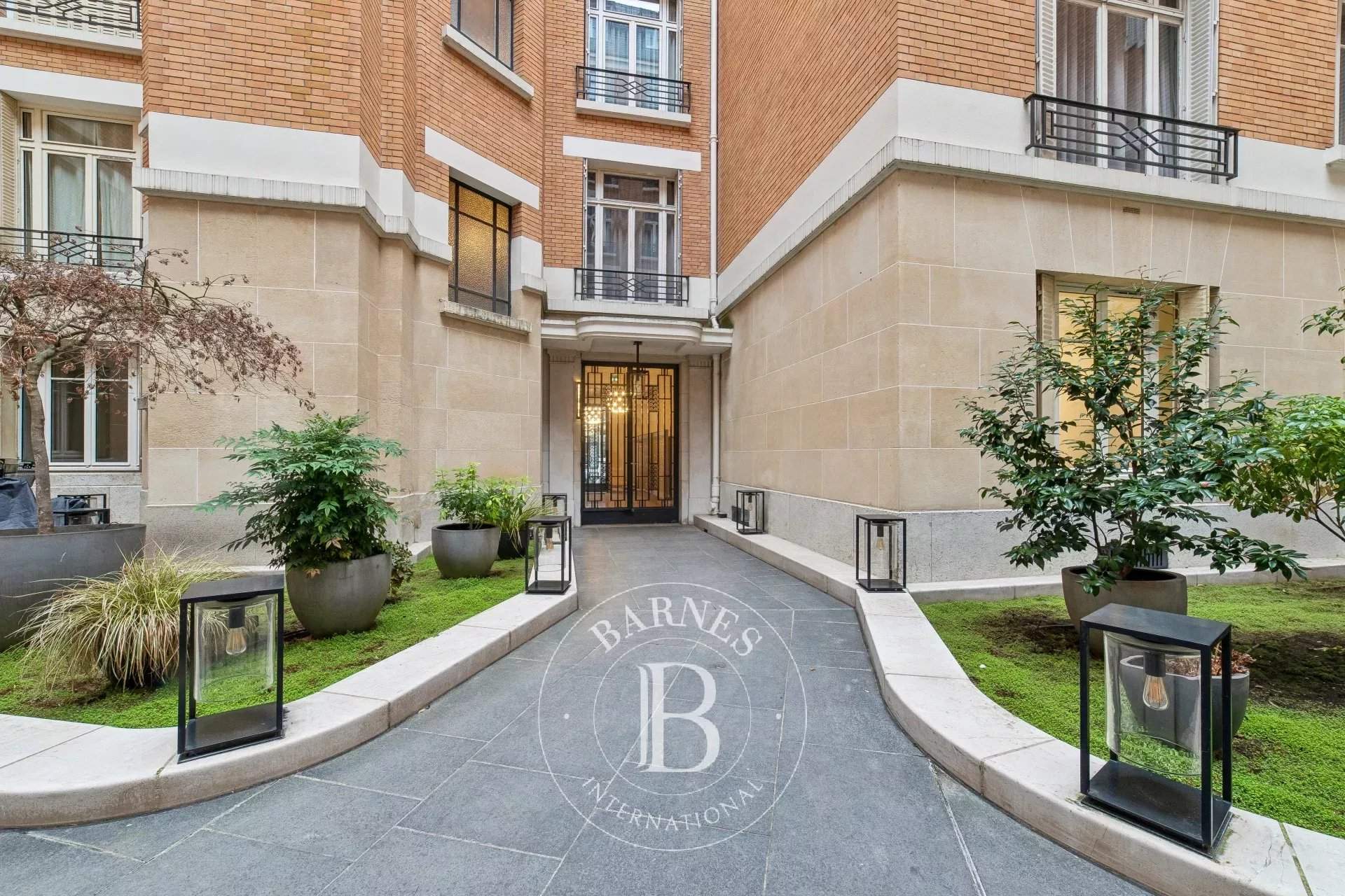 Paris  - Appartement 3 Pi&egrave;ces 2 Chambres - picture 10