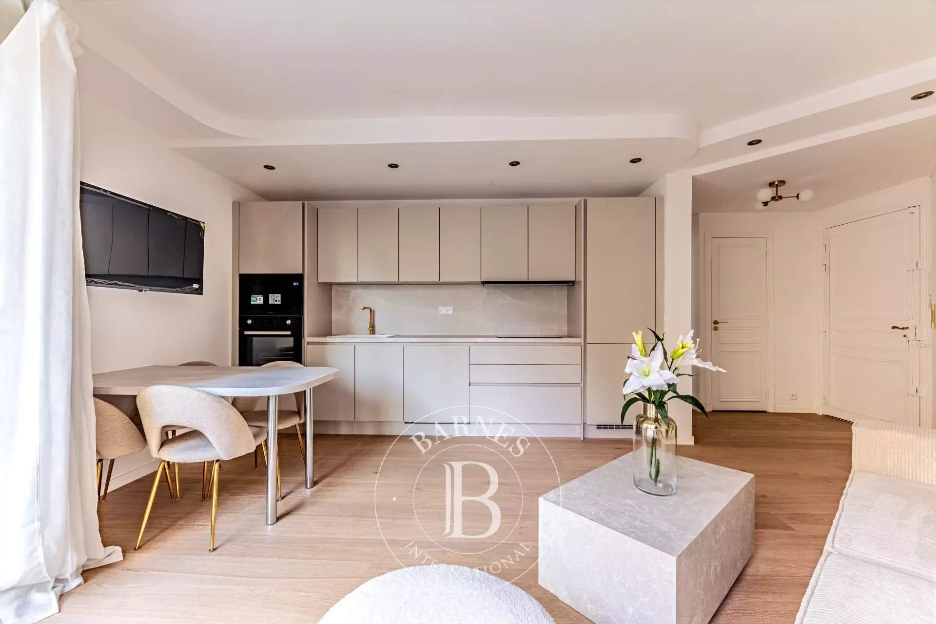 Paris  - Apartment 1 Bedroom - picture 2