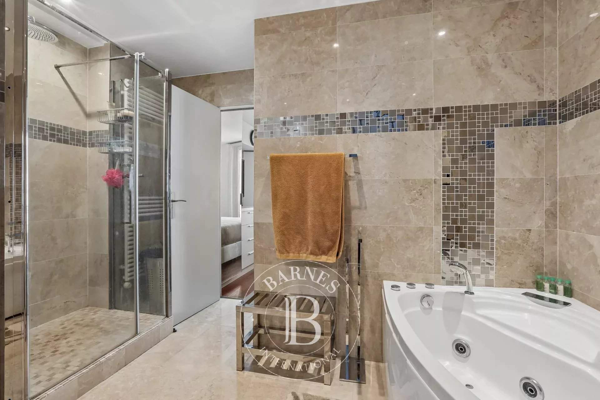 Paris  - Appartement 3 Pi&egrave;ces 2 Chambres - picture 8