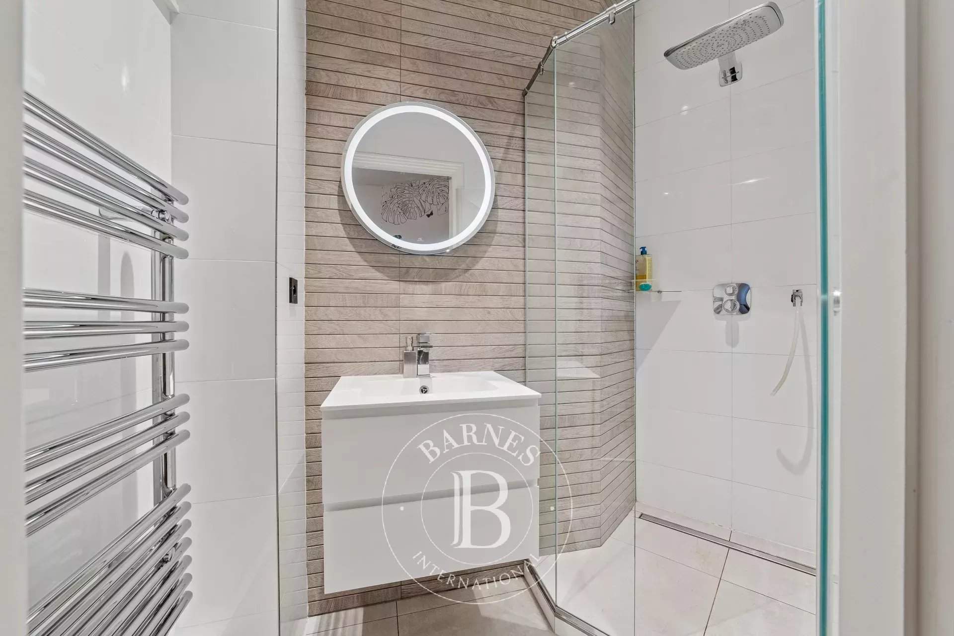 Paris  - Appartement 3 Pi&egrave;ces 2 Chambres - picture 9