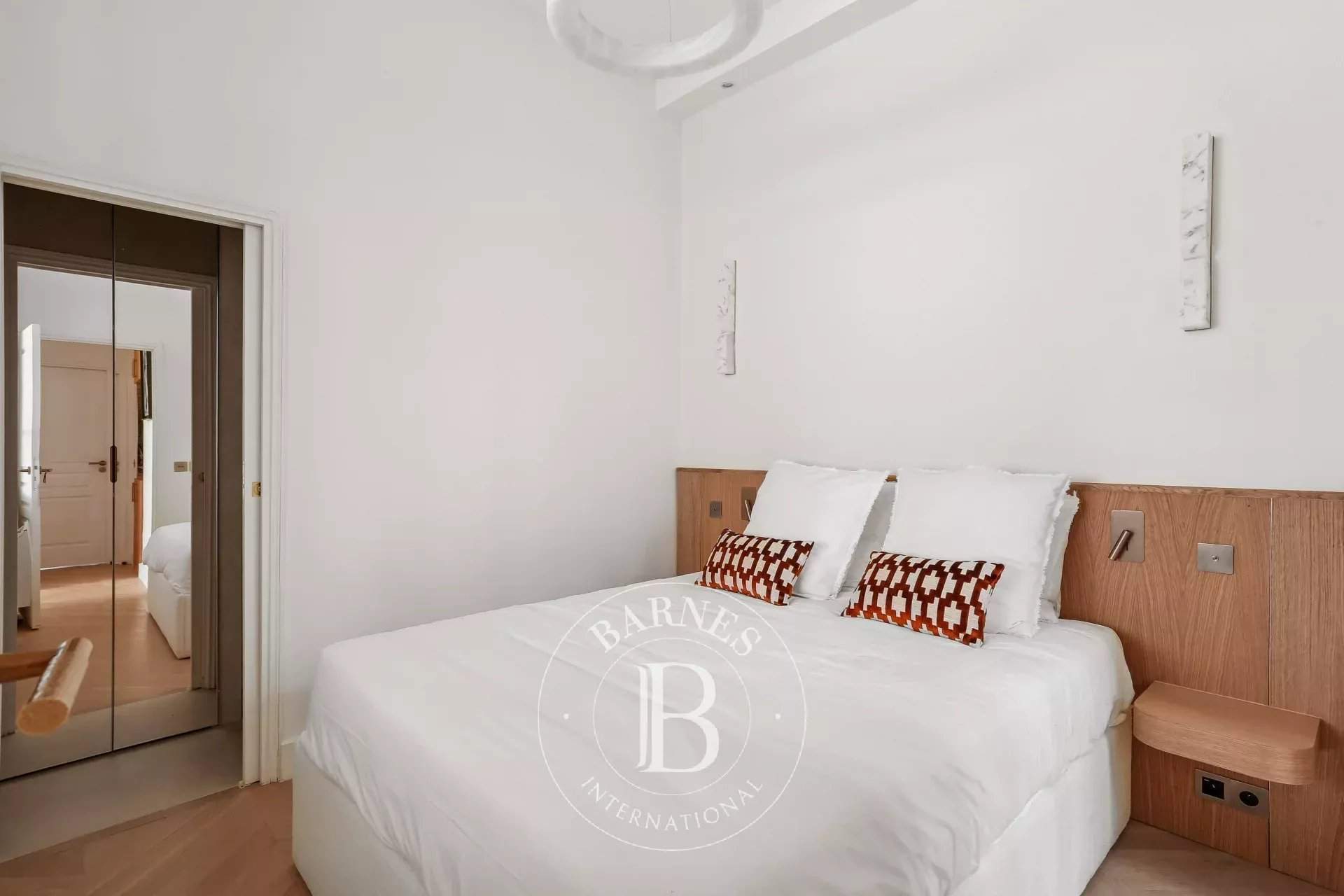 Paris  - Apartment 1 Bedroom - picture 7