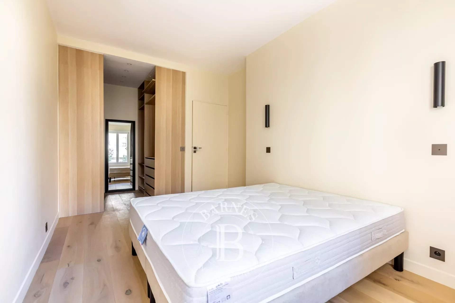 Paris  - Apartment 2 Bedrooms - picture 8
