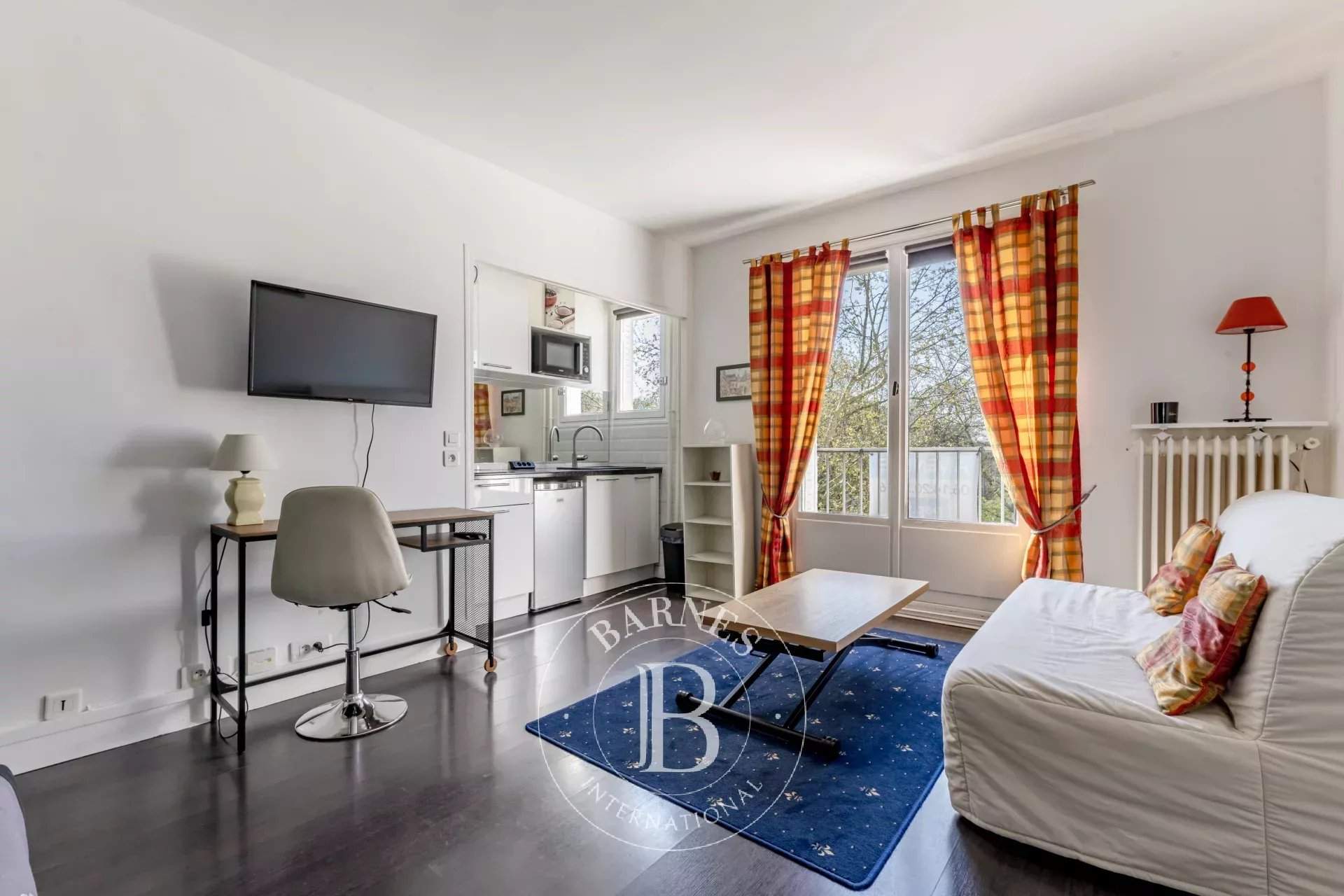 Paris  - Apartment  - picture 1